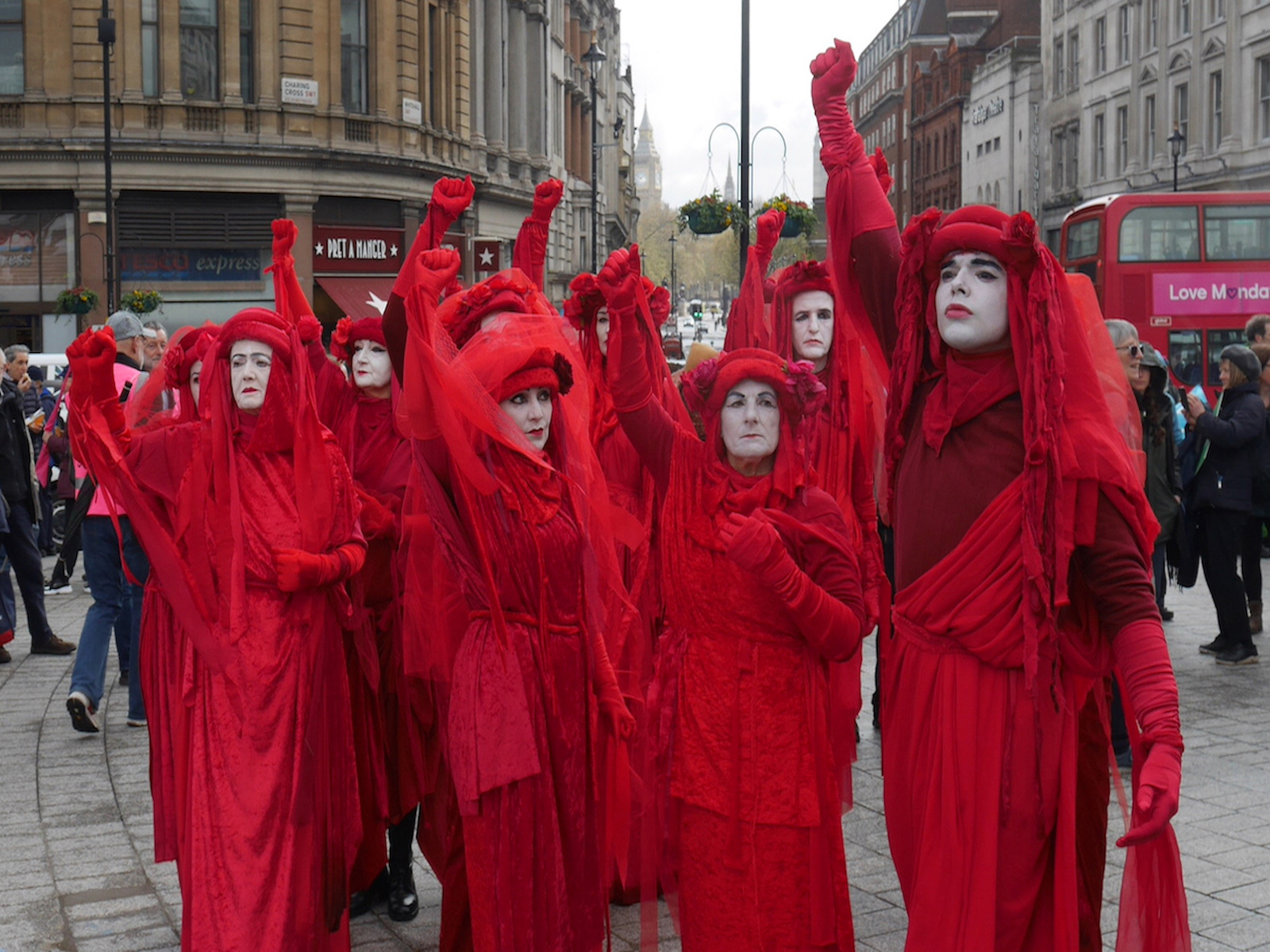 SCORE 8.0 Climate Protesters - Trafalgar Square by Paul Beck