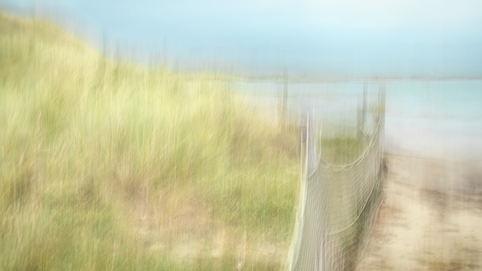 SCORE 9.0 Tranquillity at West Wittering by Andi Hargreaves LRPS