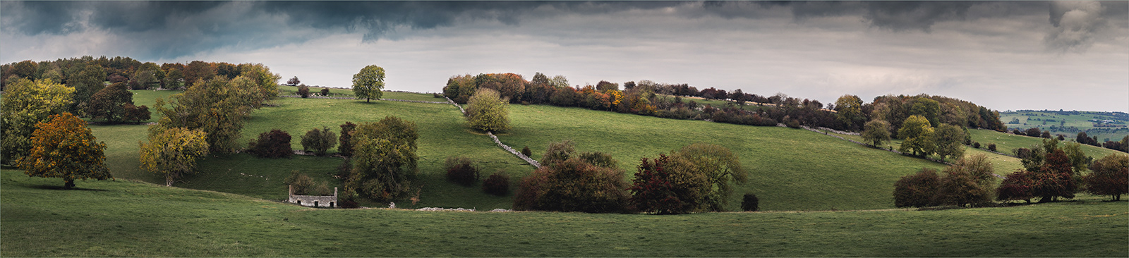 RUNNER-UP: Mike Williamson LRPS   Green Low, Derbyshire  PRINT