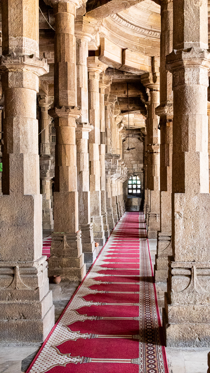 SCORE 8.0  Andrew MacRae_Mosque