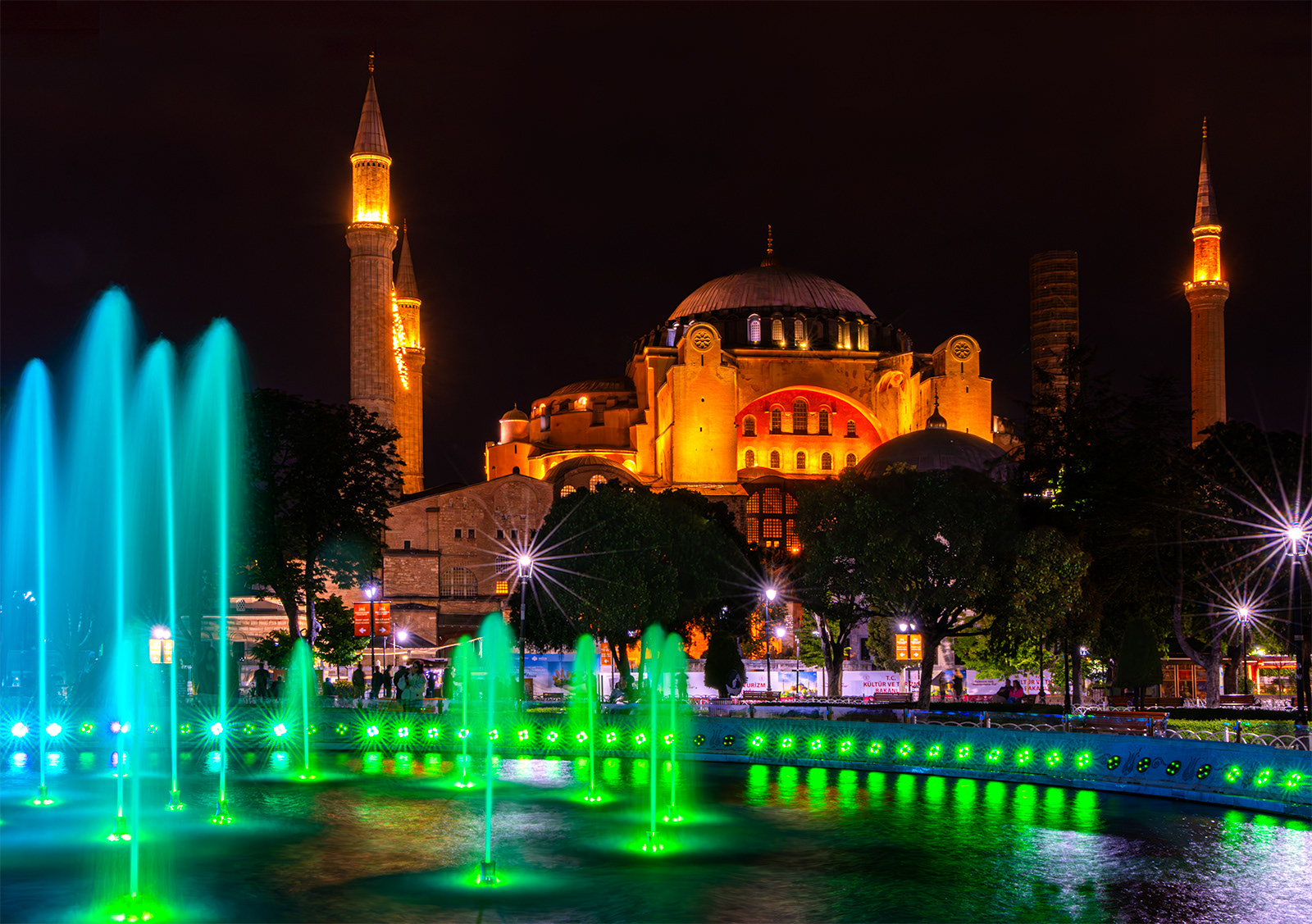 Hagia Sofia by Gareth Balle