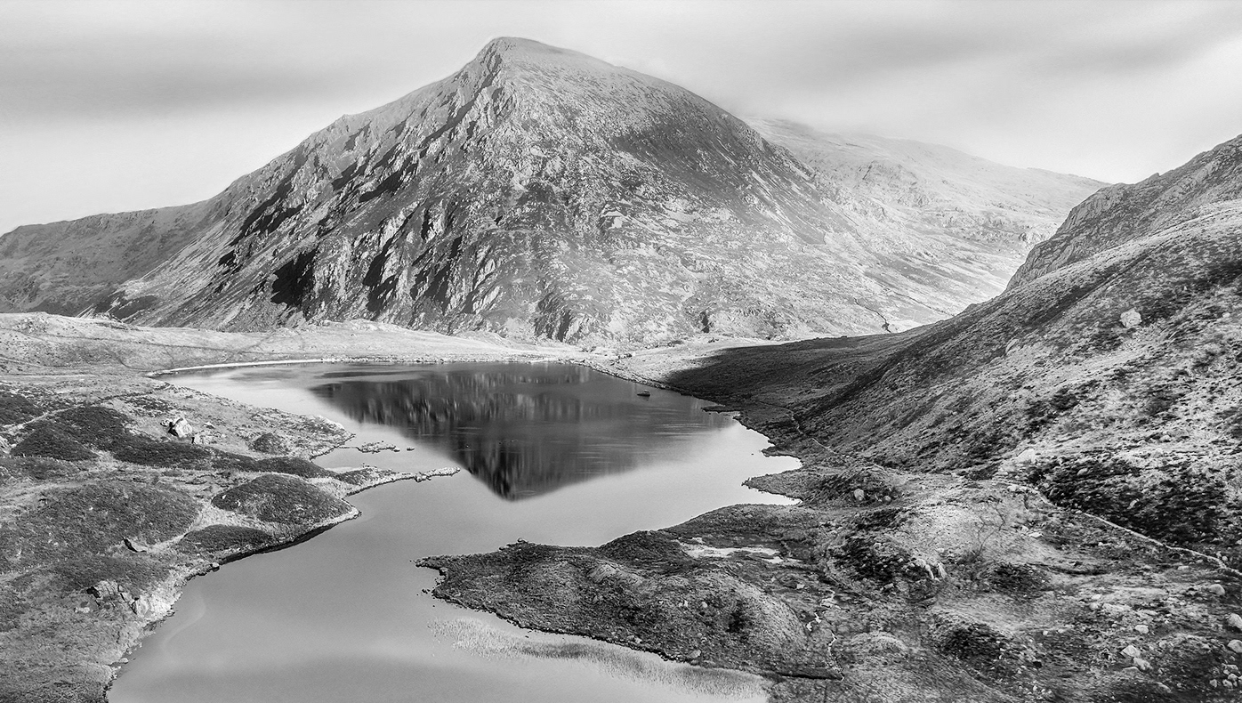 Llyn Idwal by Mike Williamson