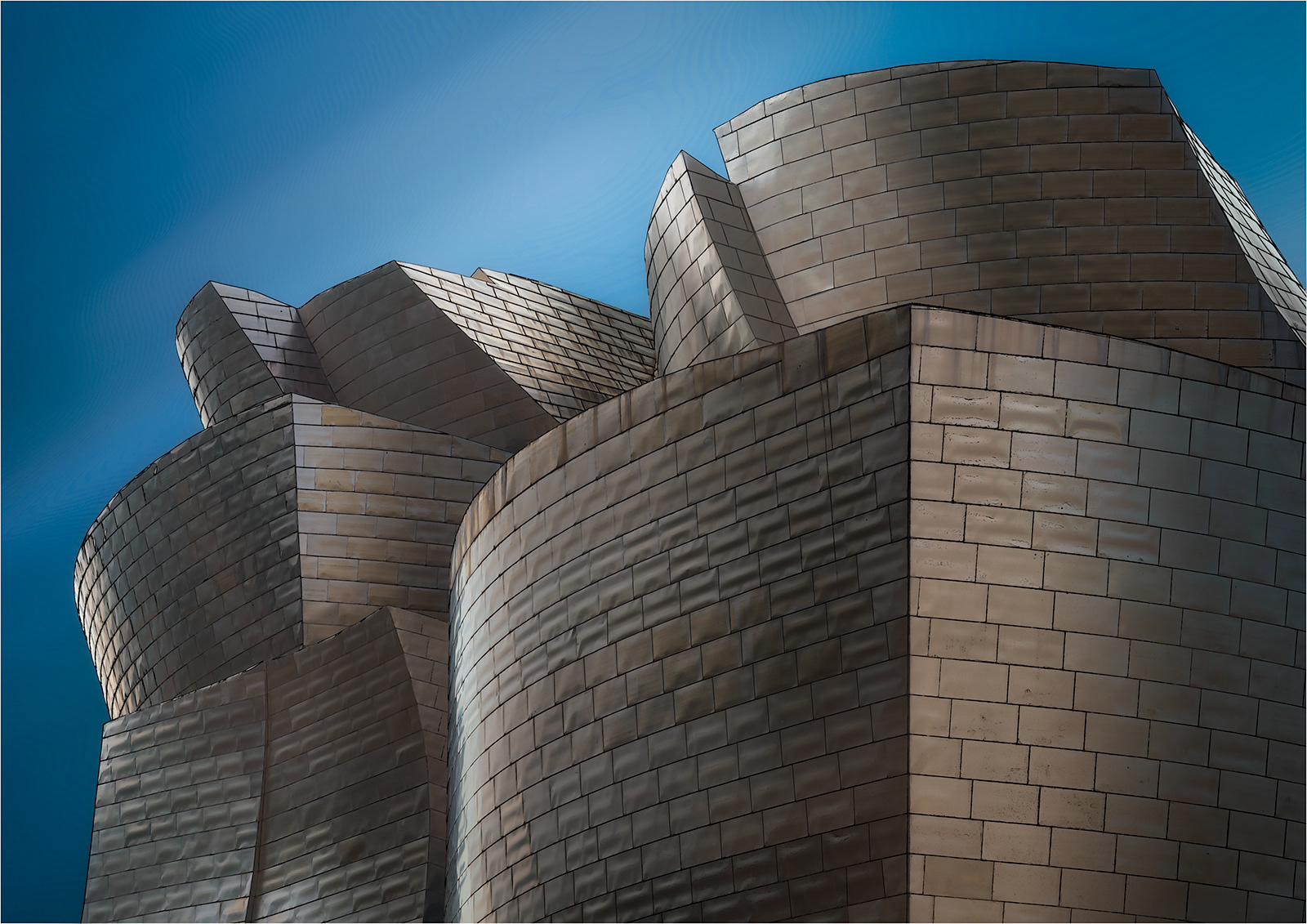 SCORE 9.5 Guggenheim Shapes by David Hindley LRPS