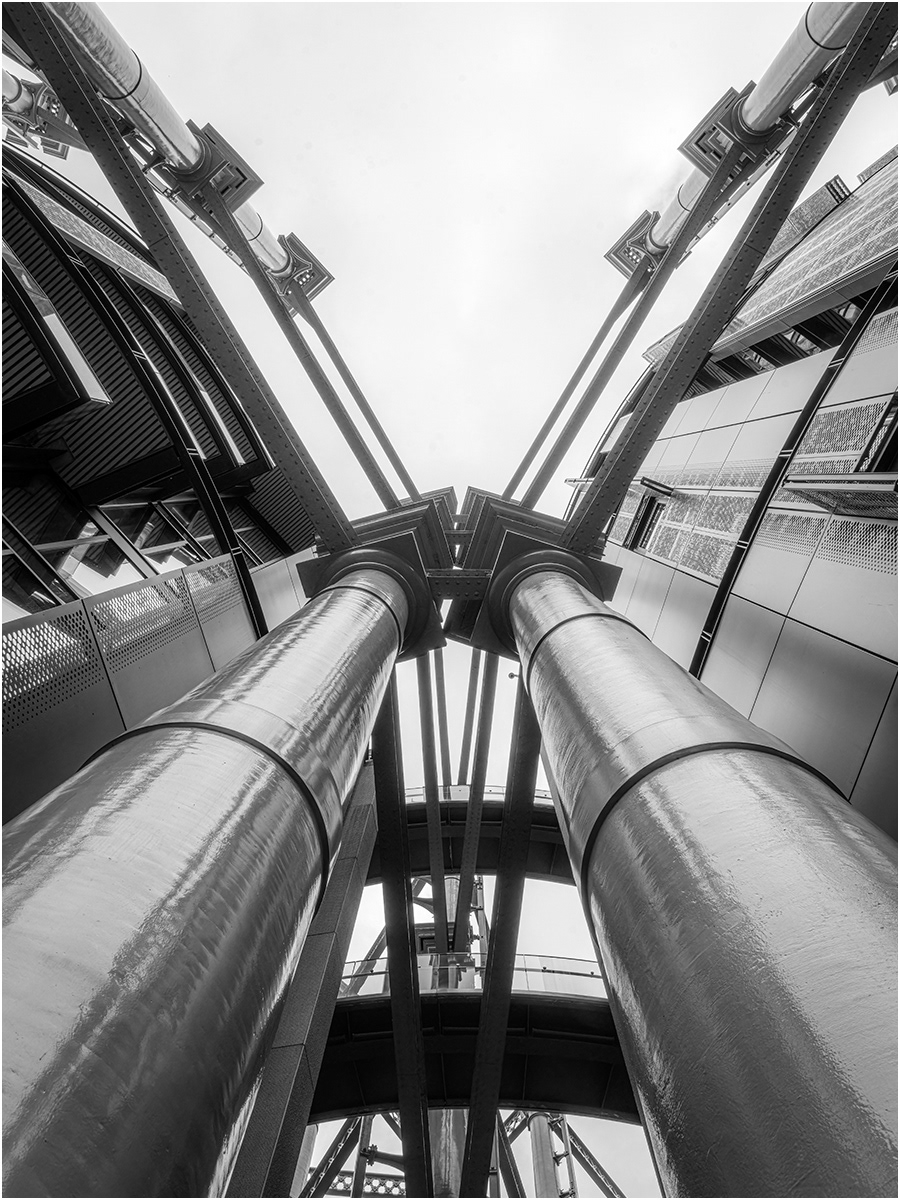 Gasometer Park by Barrie Ward