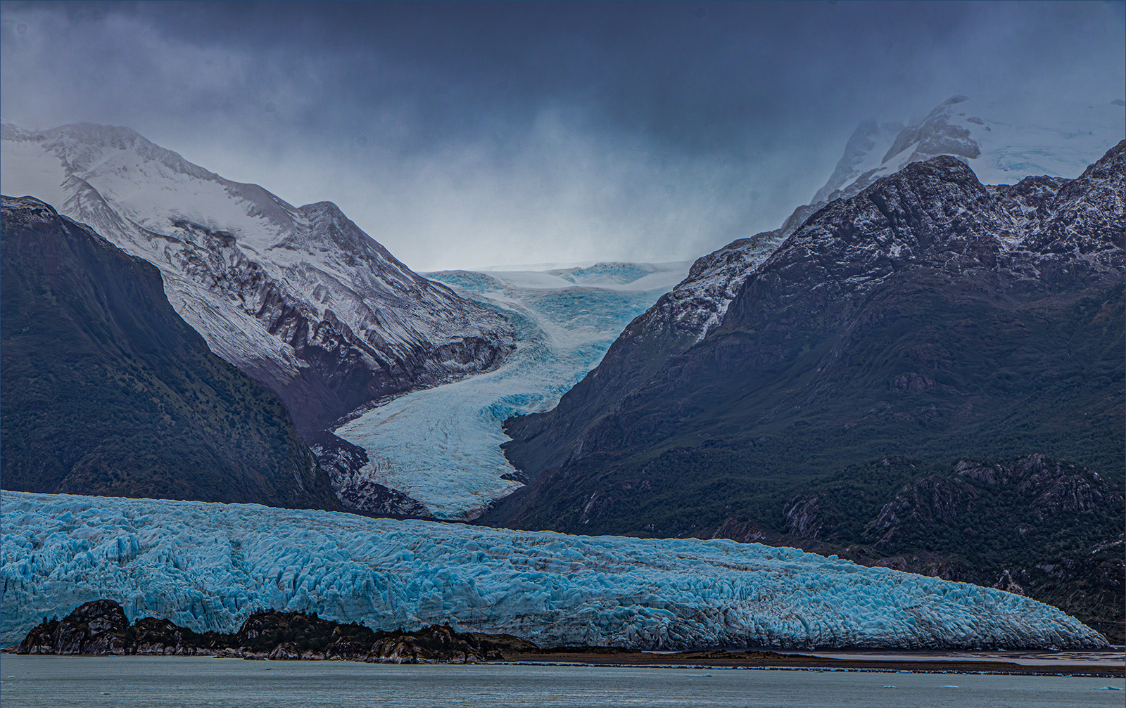San Rafael glacier by Gareth Balle