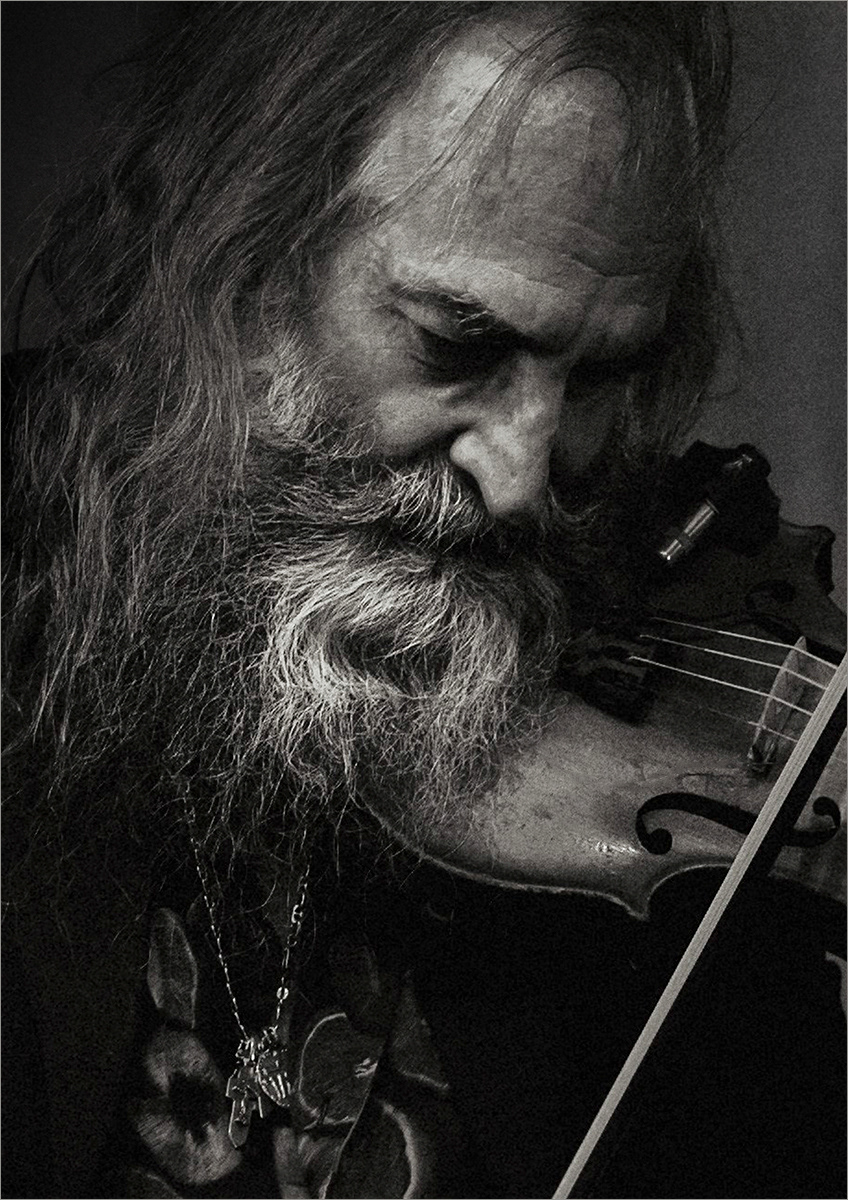 SCORE 9.5 Warren Ellis by Michal Baginski