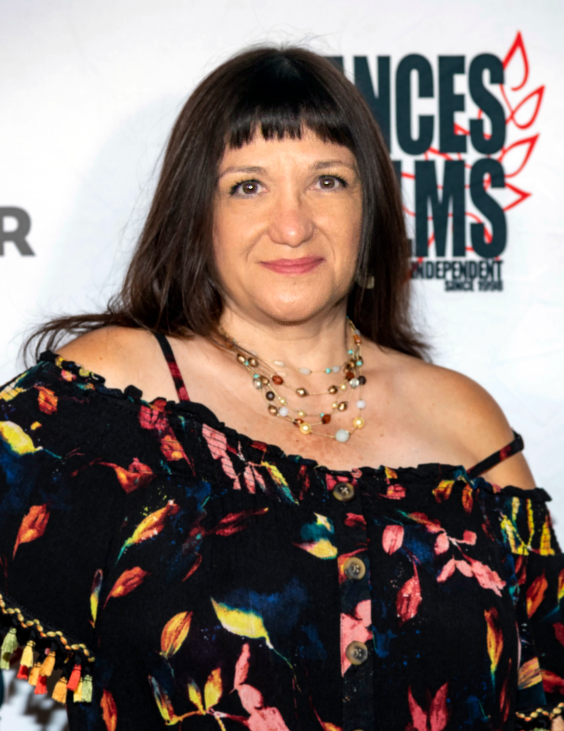 Carmella Moore on the red carpet (photo: Eugene Powers)