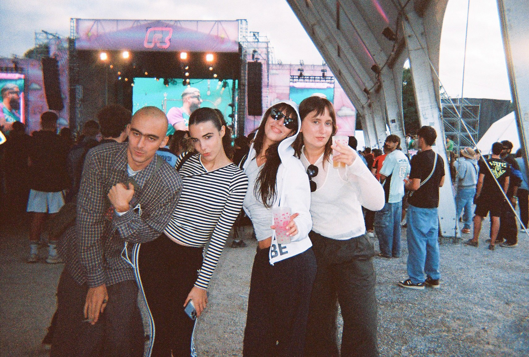 Mori, AMORE, Agustina Piriz, Hanna Plum
