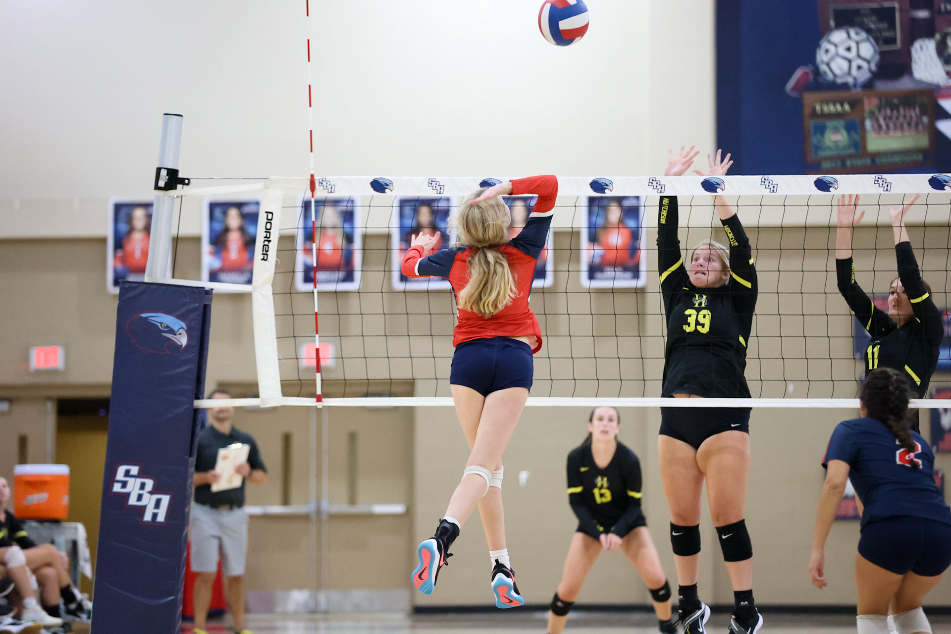 St. Benedict Volleyball vs Hutchison at St. Benedict on Tuesday, September 13, 2022. (Ryan Beatty/SBA)