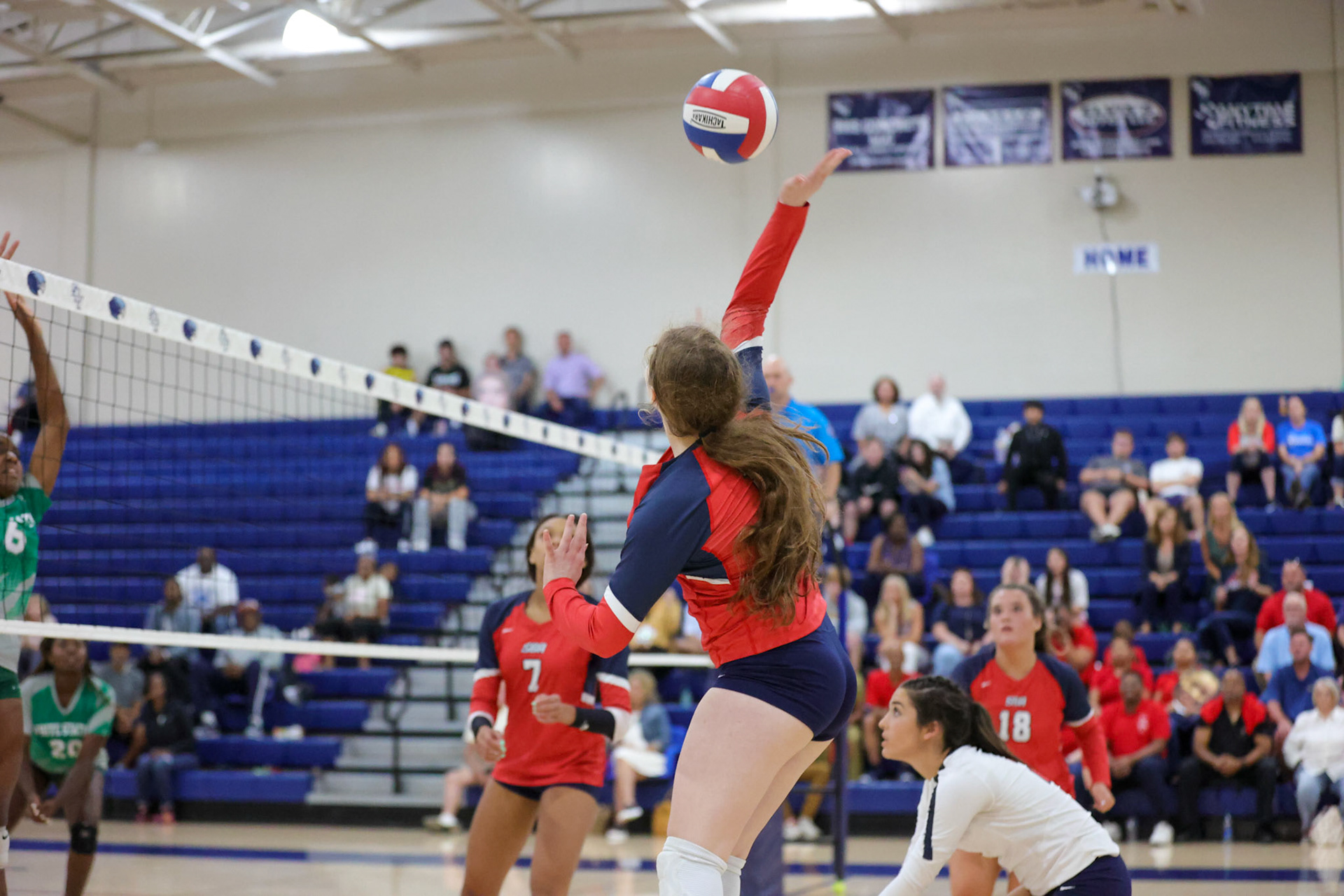St. Benedict Volleyball vs White Station at St. Benedict at Auburndale in Memphis, TN on Thursday, September 22, 2022. (Ryan Beatty/SBA)