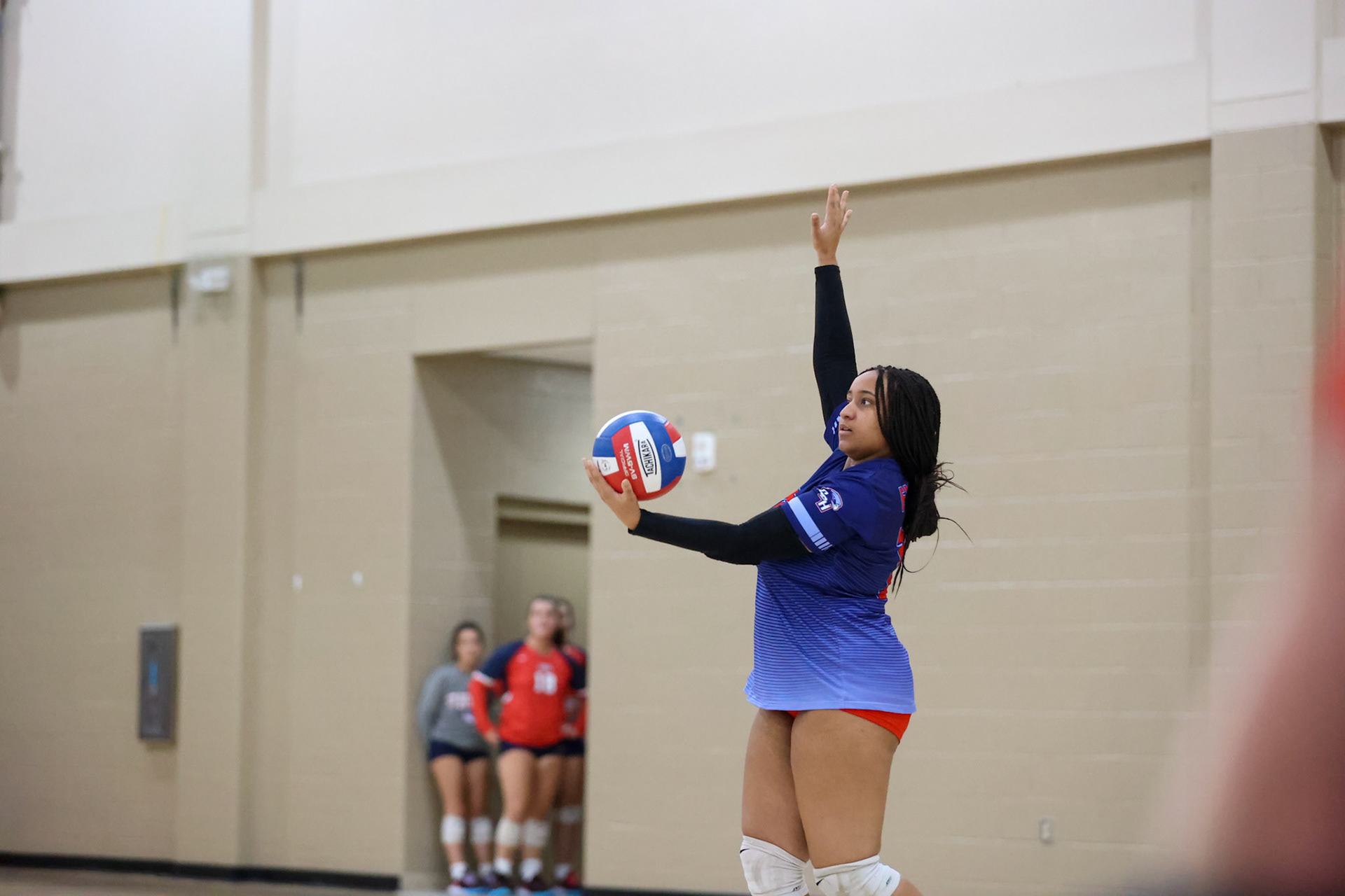 St. Benedict Volleyball vs Hutchison at St. Benedict on Tuesday, September 13, 2022. (Ryan Beatty/SBA)