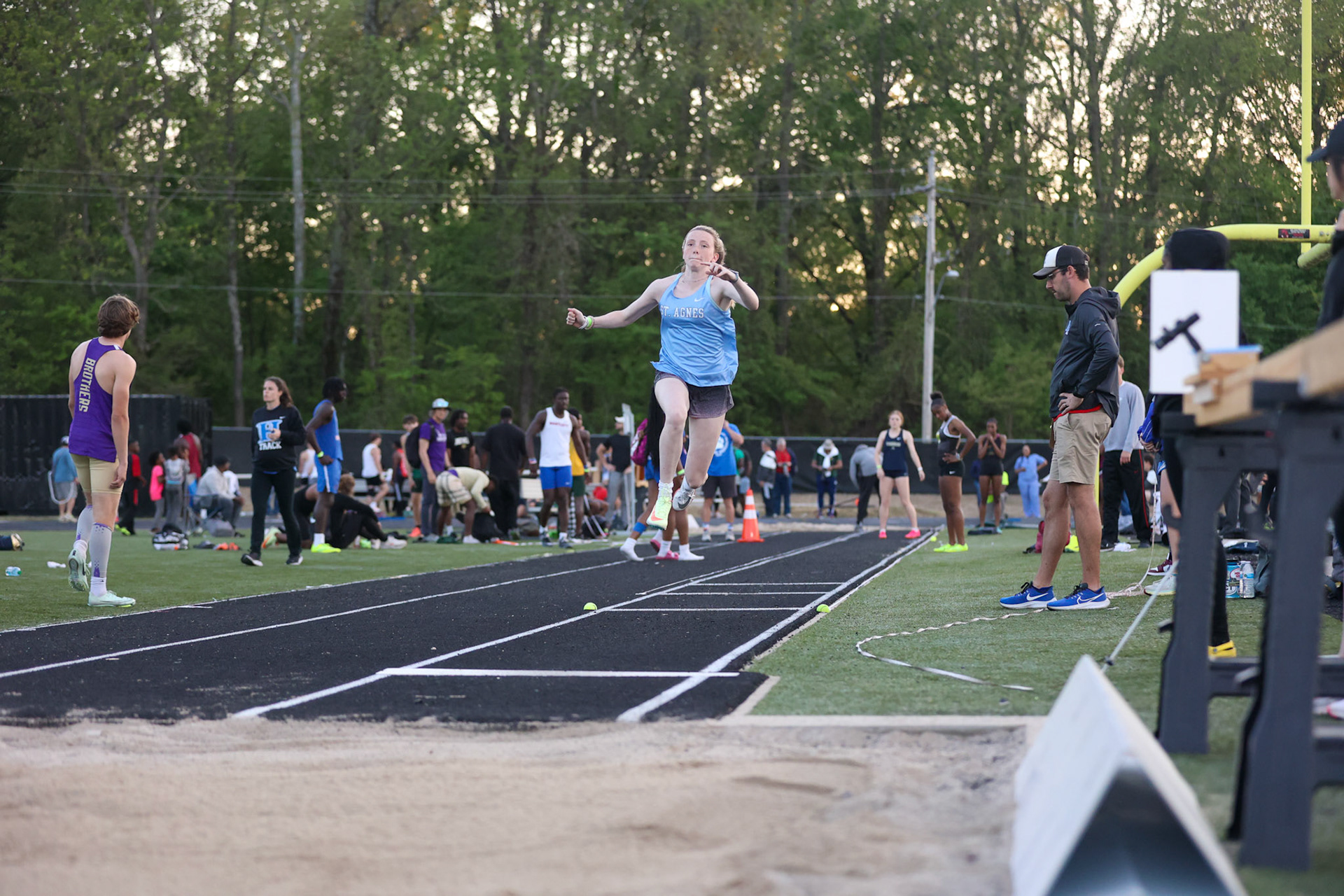 SBA Track at Houston Classic on Friday, April 14, 2023, at Houston High School in Memphis, TN. (Ryan Beatty Photo)