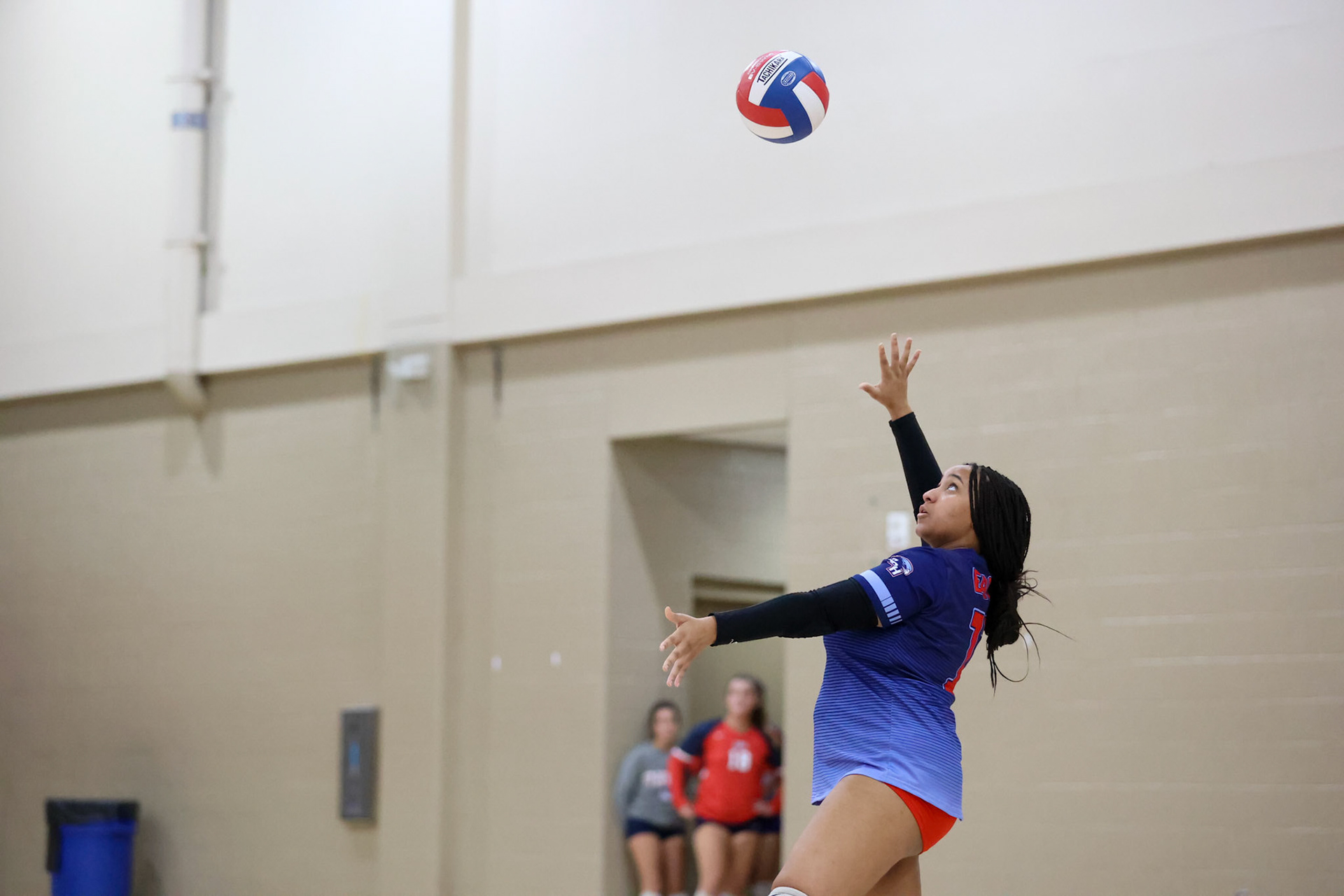 St. Benedict Volleyball vs Hutchison at St. Benedict on Tuesday, September 13, 2022. (Ryan Beatty/SBA)