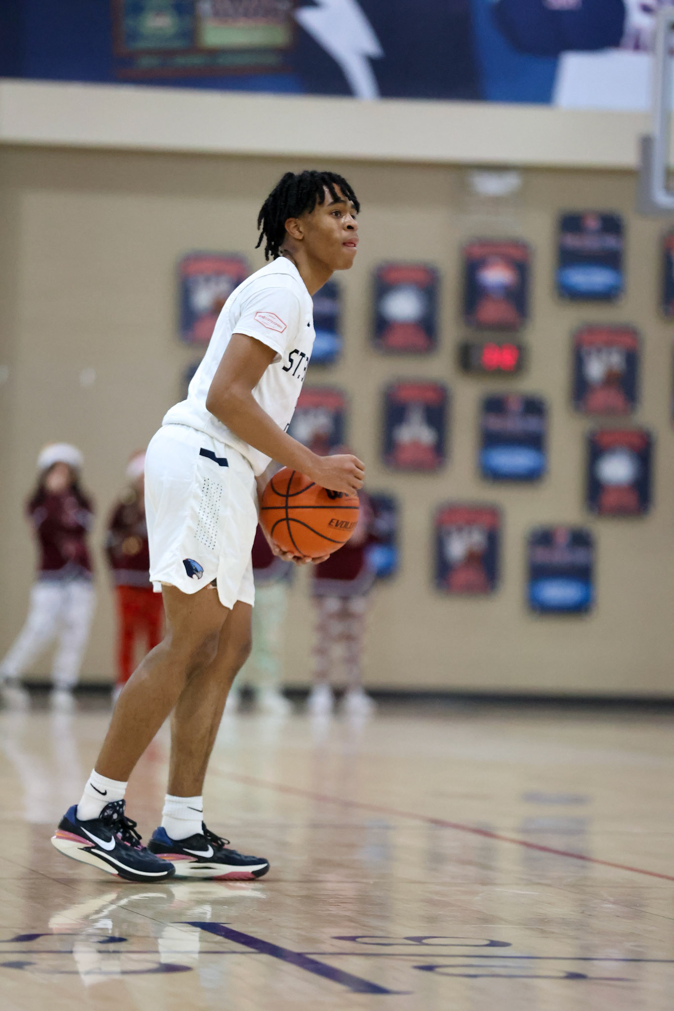 SBA Boys Basketball vs Sacred Heart. (Ryan Beatty Photo)