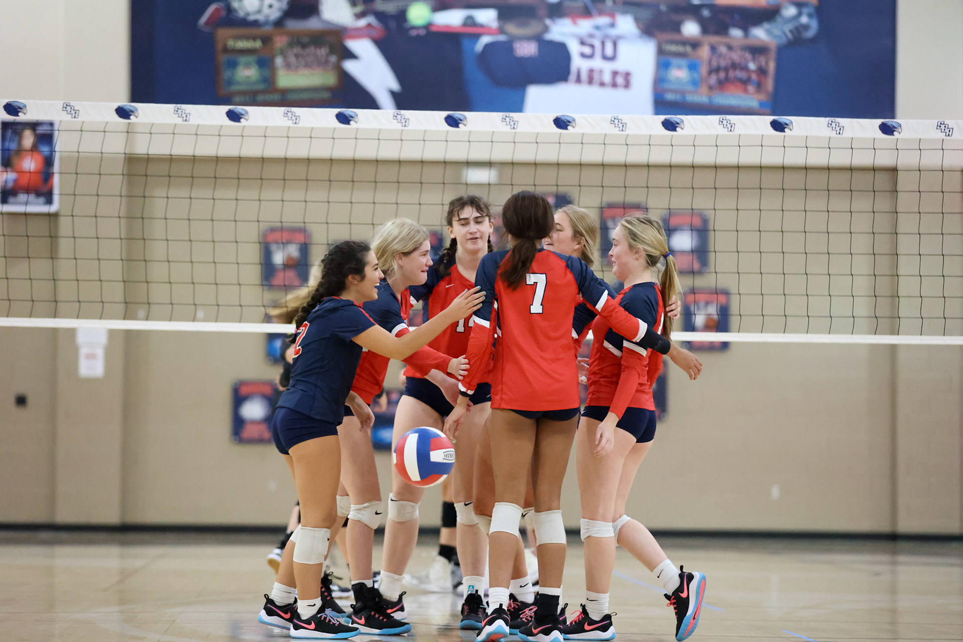 St. Benedict Volleyball vs Hutchison at St. Benedict on Tuesday, September 13, 2022. (Ryan Beatty/SBA)