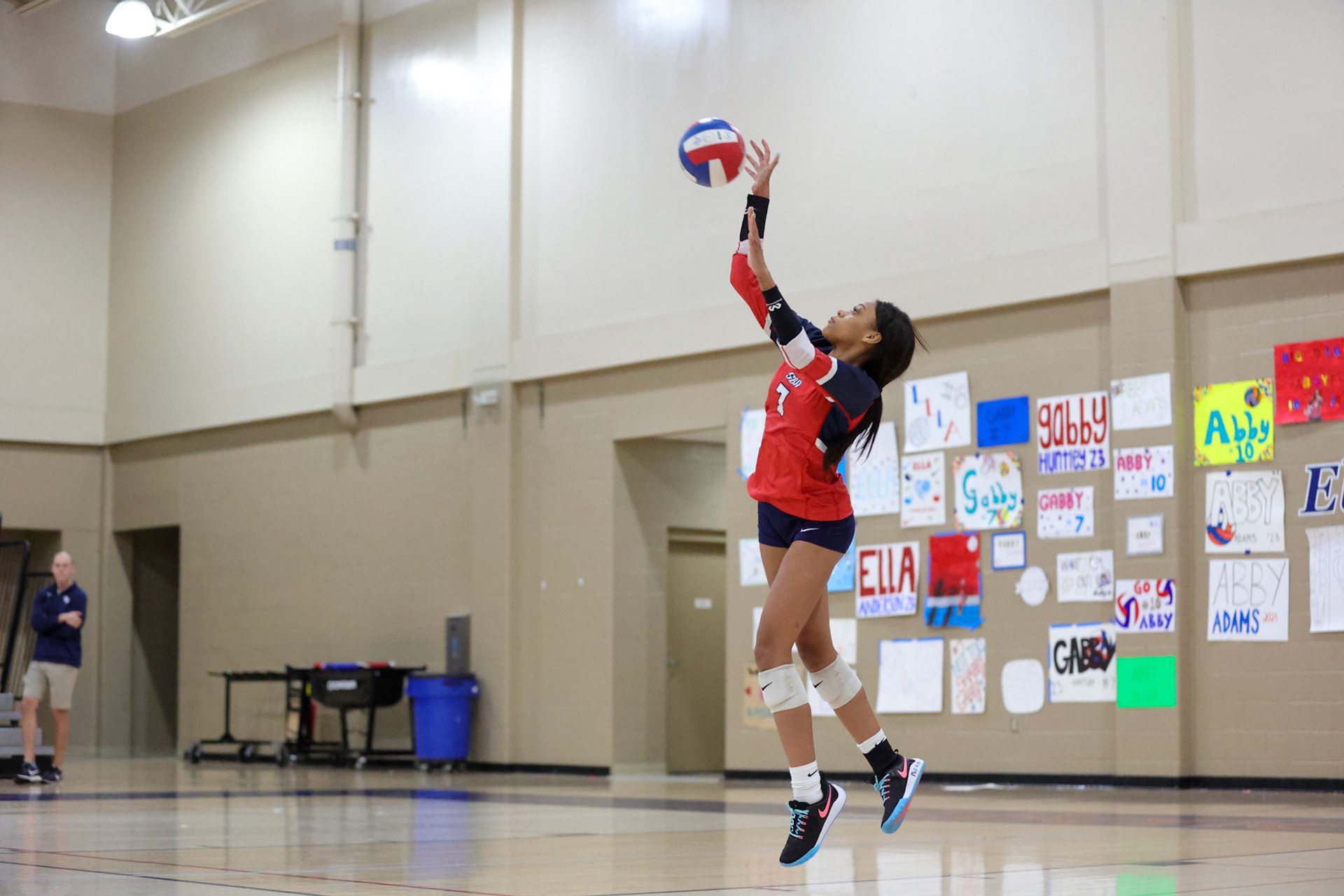 St. Benedict Volleyball vs White Station at St. Benedict at Auburndale in Memphis, TN on Thursday, September 22, 2022. (Ryan Beatty/SBA)
