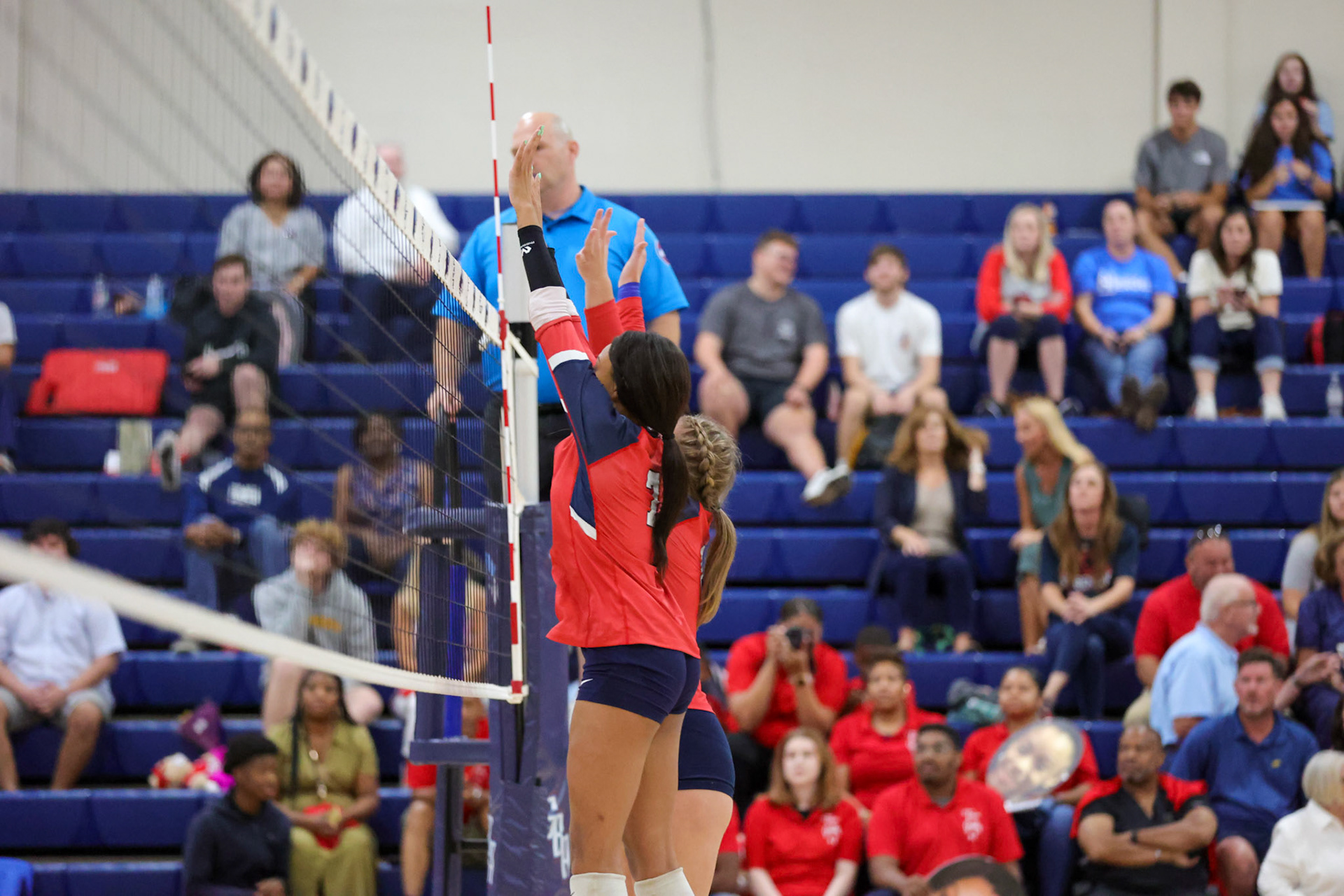 St. Benedict Volleyball vs White Station at St. Benedict at Auburndale in Memphis, TN on Thursday, September 22, 2022. (Ryan Beatty/SBA)