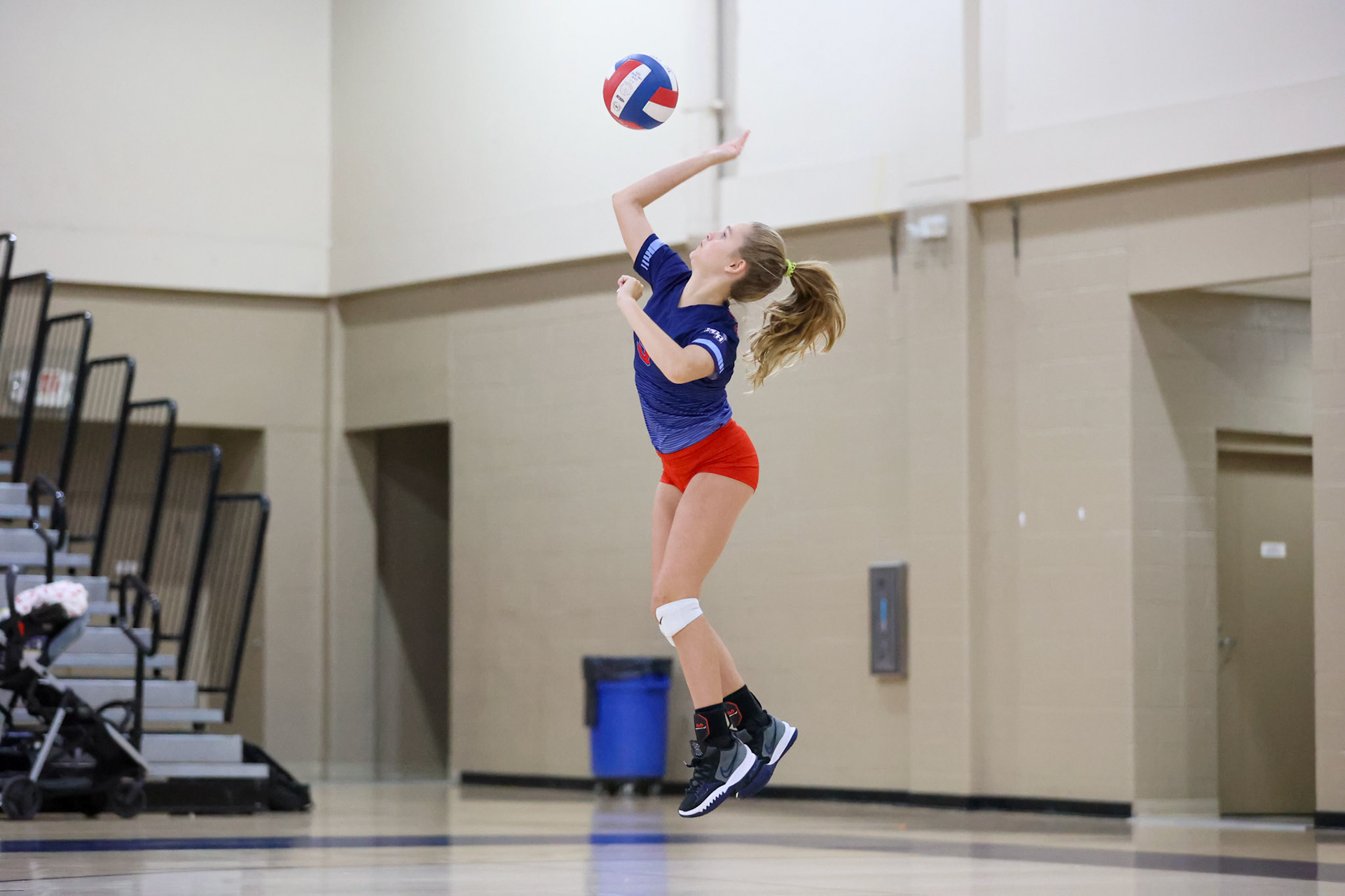 St. Benedict Volleyball vs Hutchison at St. Benedict on Tuesday, September 13, 2022. (Ryan Beatty/SBA)