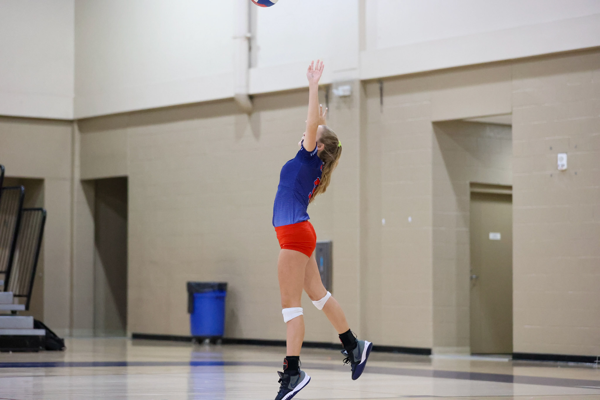 St. Benedict Volleyball vs Hutchison at St. Benedict on Tuesday, September 13, 2022. (Ryan Beatty/SBA)