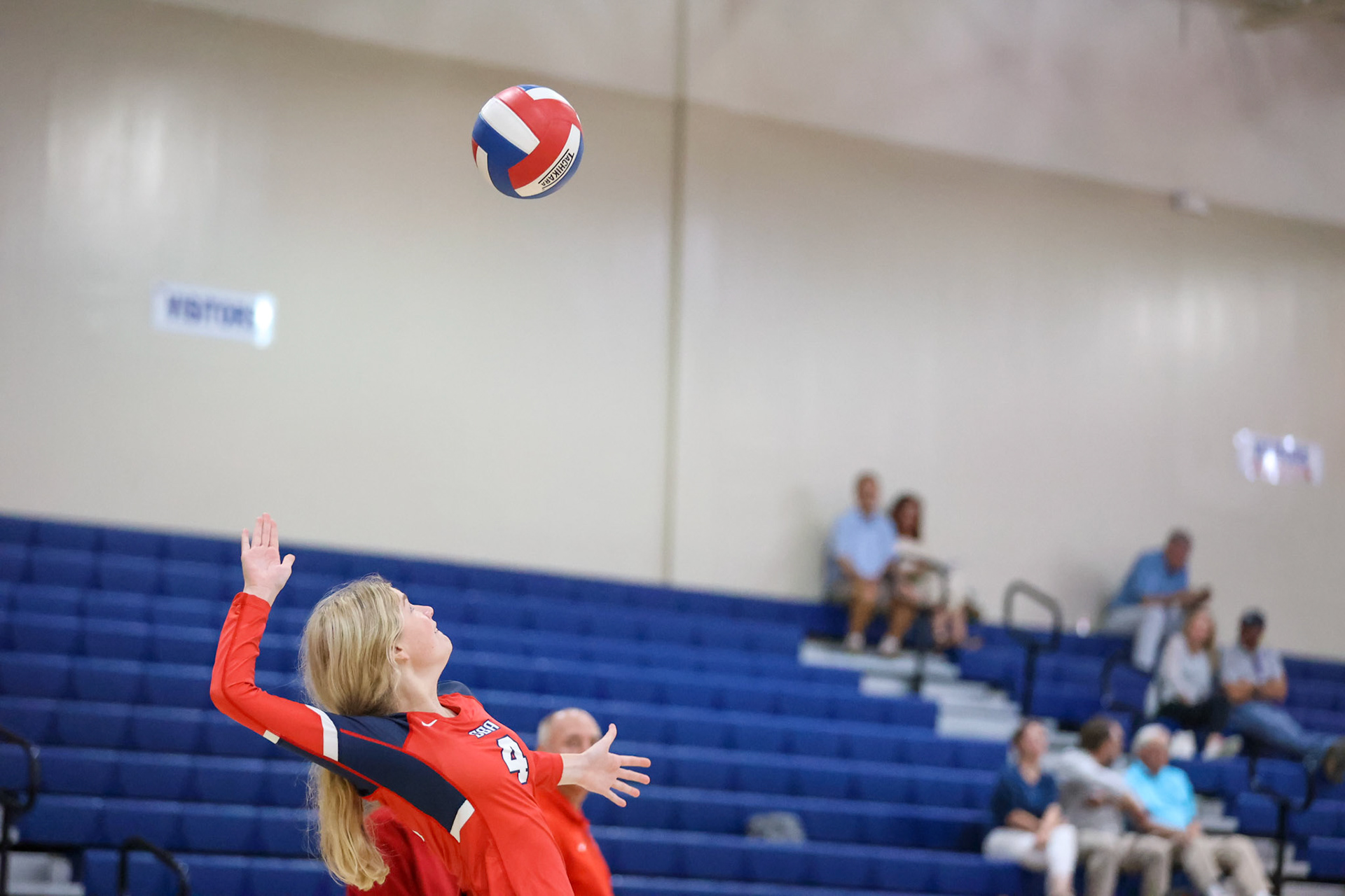 St. Benedict Volleyball vs Hutchison at St. Benedict on Tuesday, September 13, 2022. (Ryan Beatty/SBA)