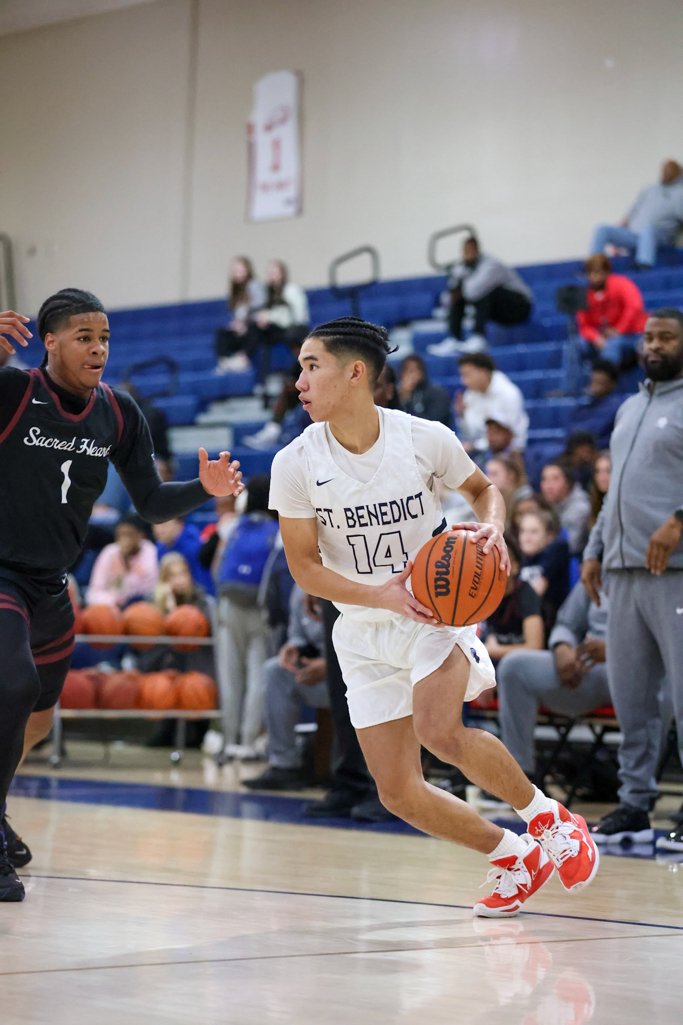 SBA Basketball vs Sacred Heart at the 2022 SBA Holiday Hoops Tournament. (Ryan Beatty Photo)