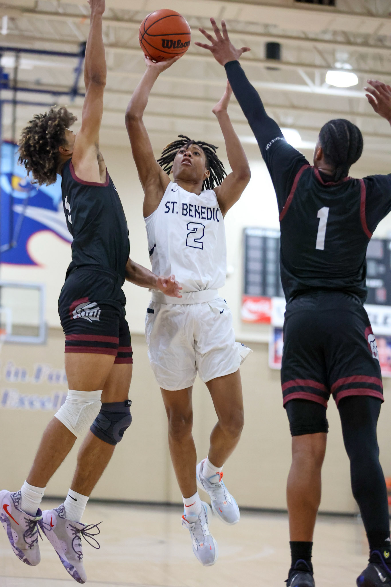 SBA Basketball vs Sacred Heart at the 2022 SBA Holiday Hoops Tournament. (Ryan Beatty Photo)