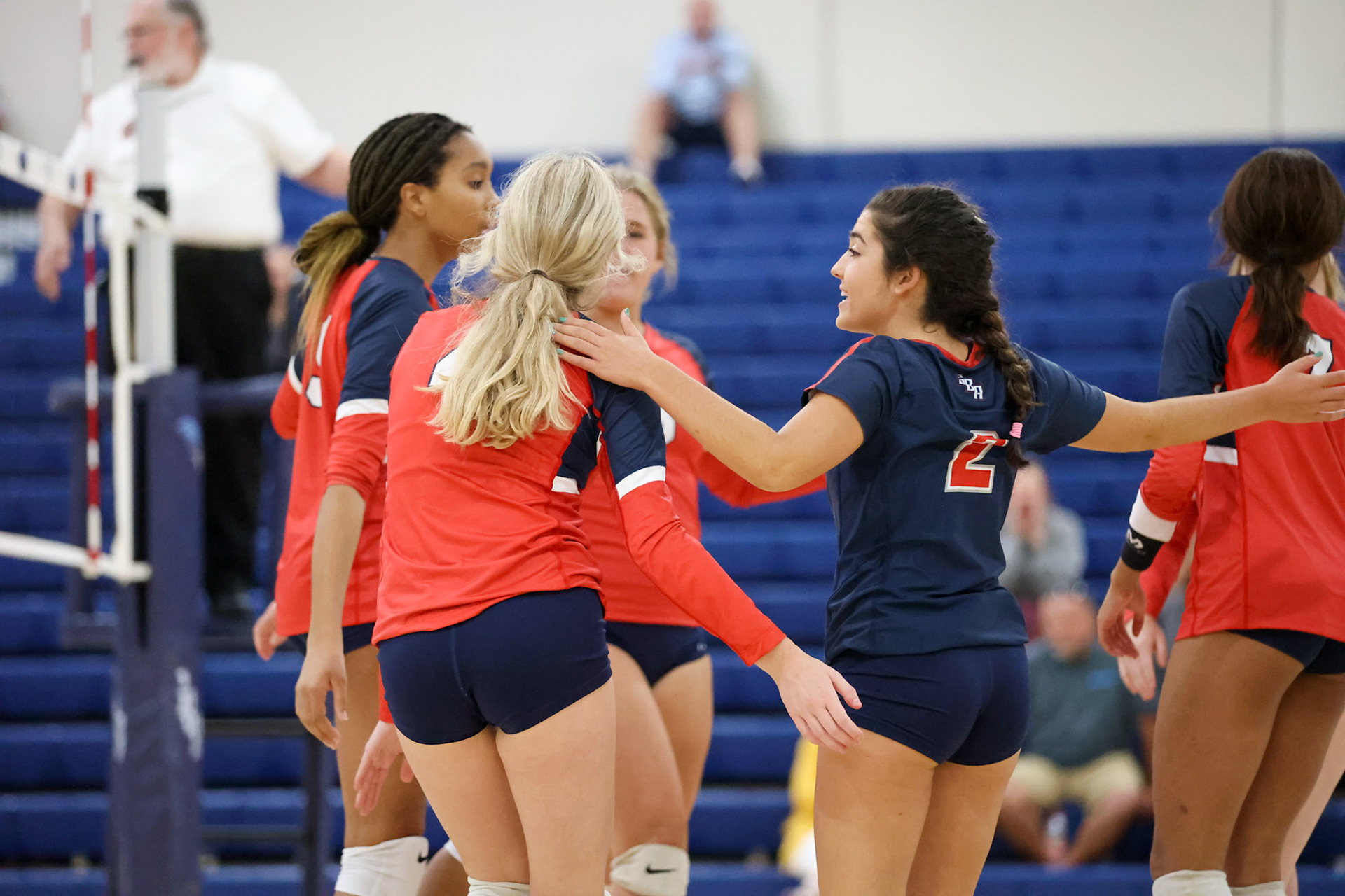 St. Benedict Volleyball vs Hutchison at St. Benedict on Tuesday, September 13, 2022. (Ryan Beatty/SBA)