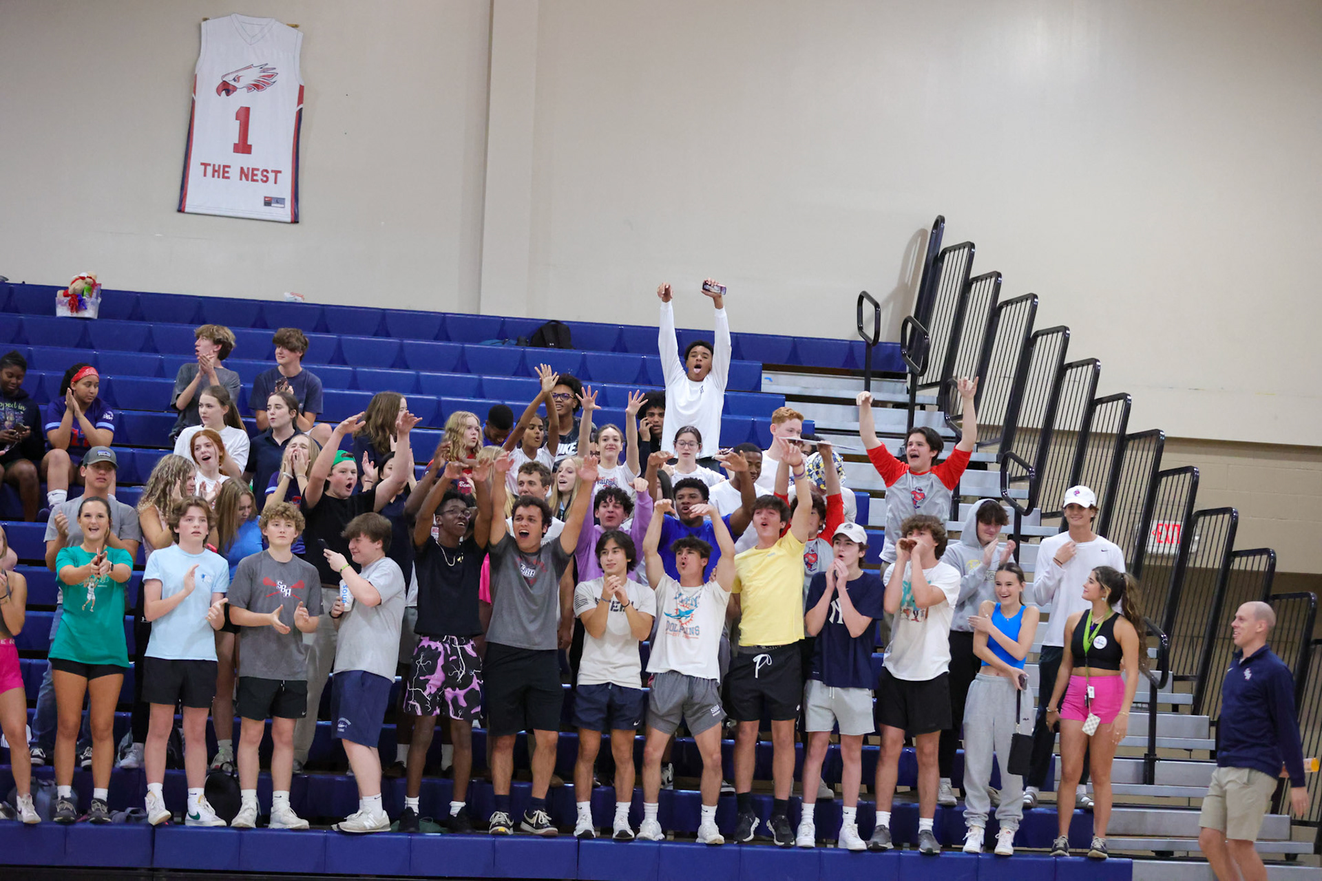 St. Benedict Volleyball vs White Station at St. Benedict at Auburndale in Memphis, TN on Thursday, September 22, 2022. (Ryan Beatty/SBA)