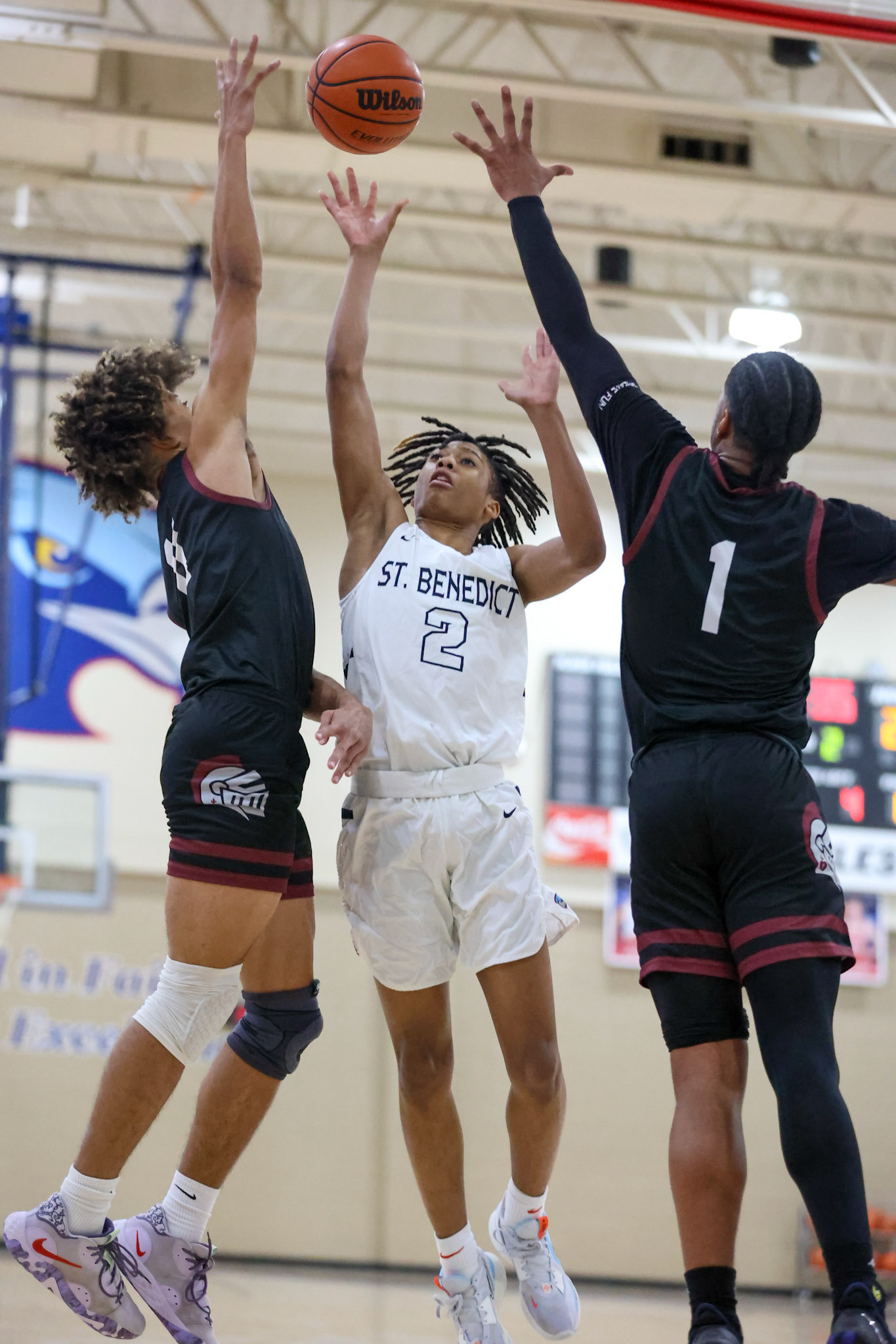 SBA Basketball vs Sacred Heart at the 2022 SBA Holiday Hoops Tournament. (Ryan Beatty Photo)