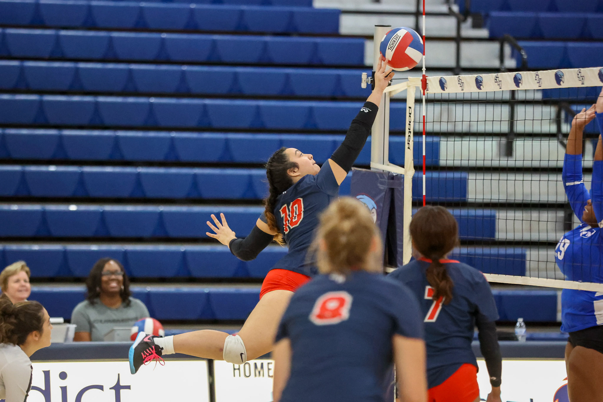 St. Benedict Volleyball vs West Memphis at St. Benedict on Monday, September 12, 2022. (Ryan Beatty/SBA)
