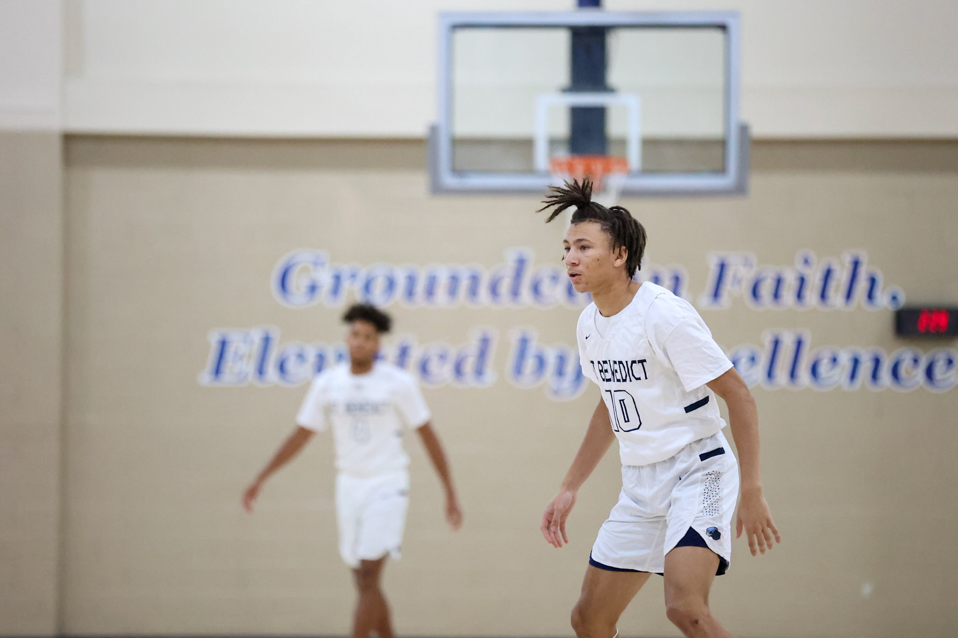 SBA Basketball vs Sacred Heart at the 2022 SBA Holiday Hoops Tournament. (Ryan Beatty Photo)