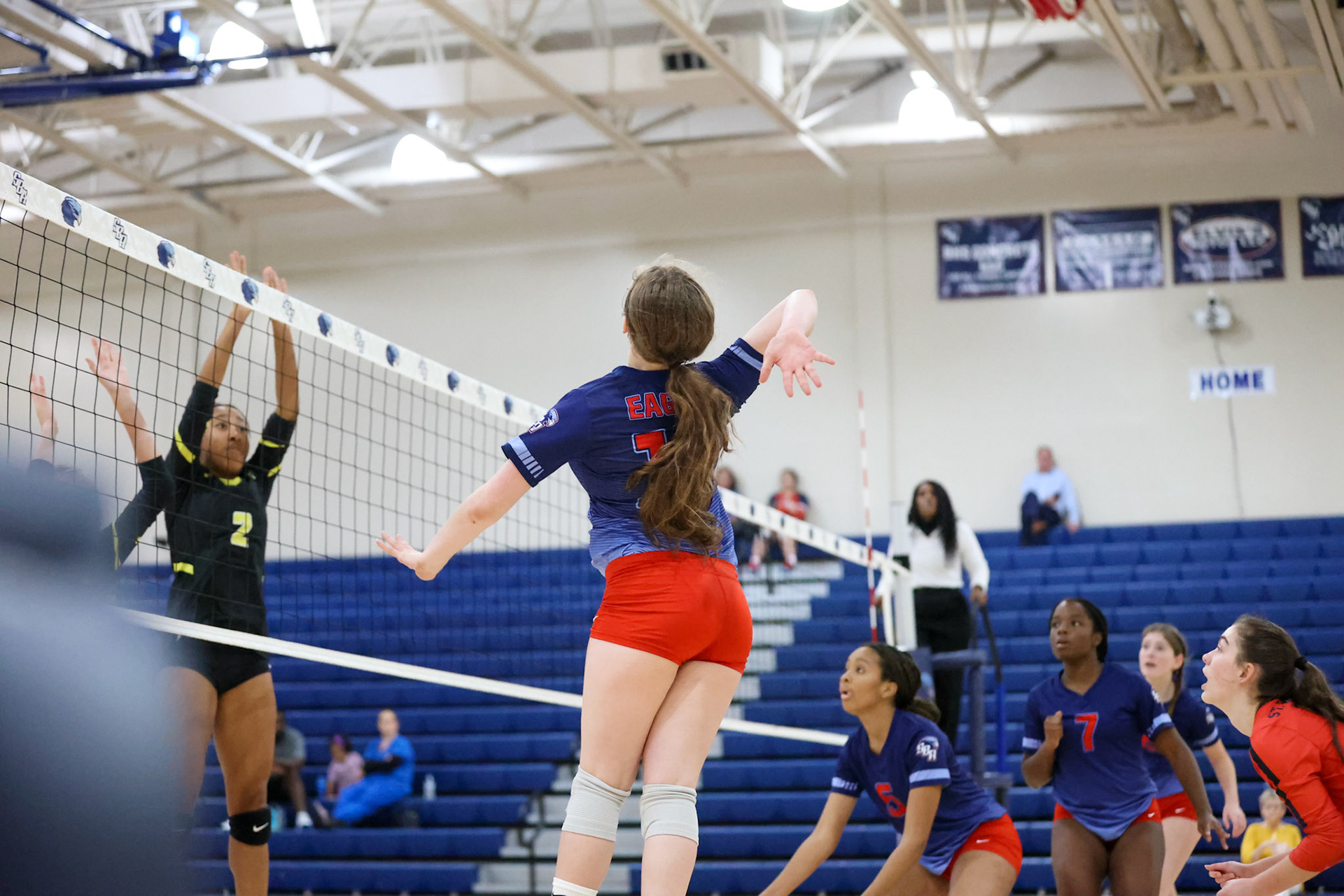 St. Benedict Volleyball vs Hutchison at St. Benedict on Tuesday, September 13, 2022. (Ryan Beatty/SBA)