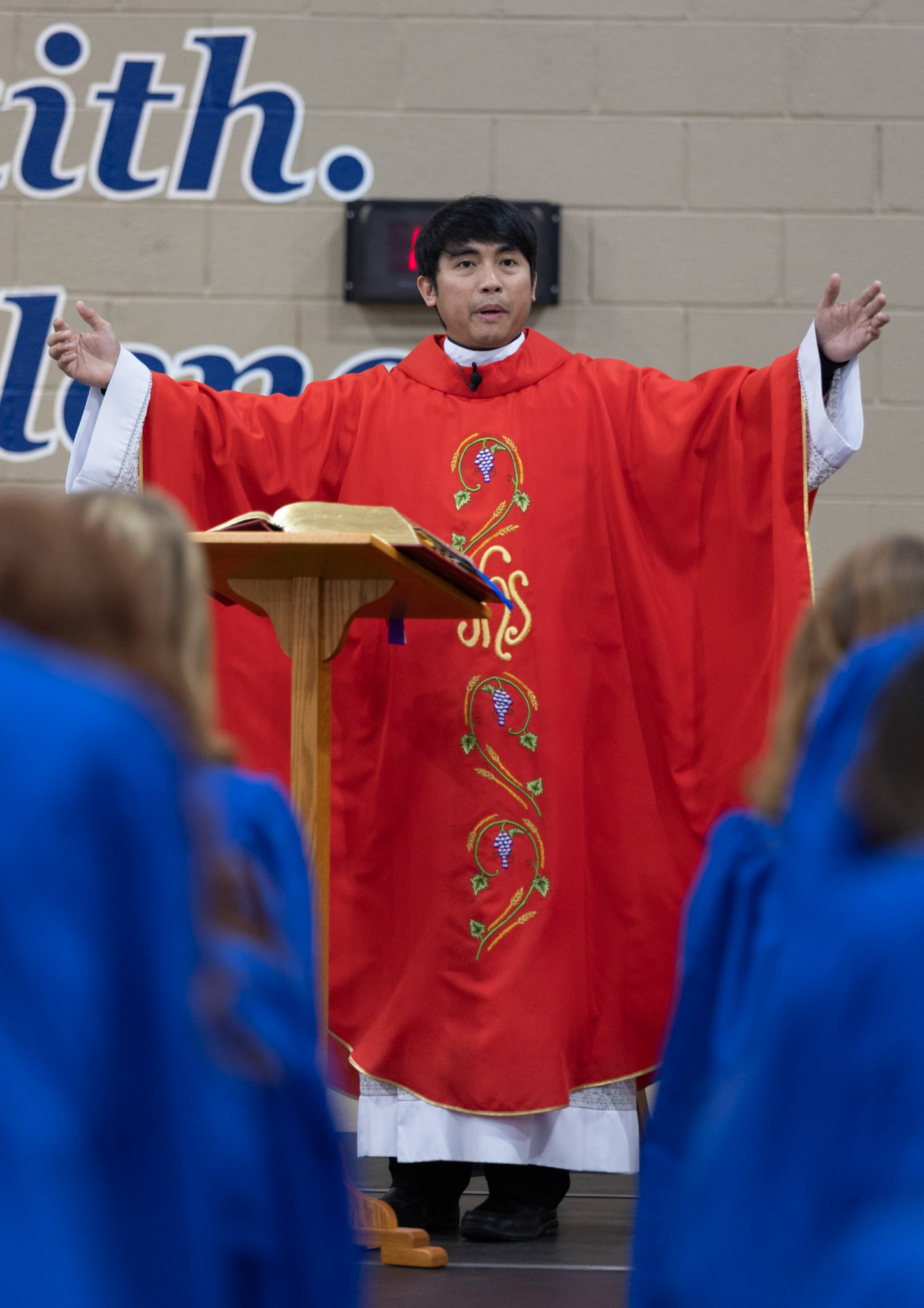 May Crowning at St. Benedict at Auburndale High School in Memphis, TN on May 3, 2022. (Ryan Beatty/SBA)