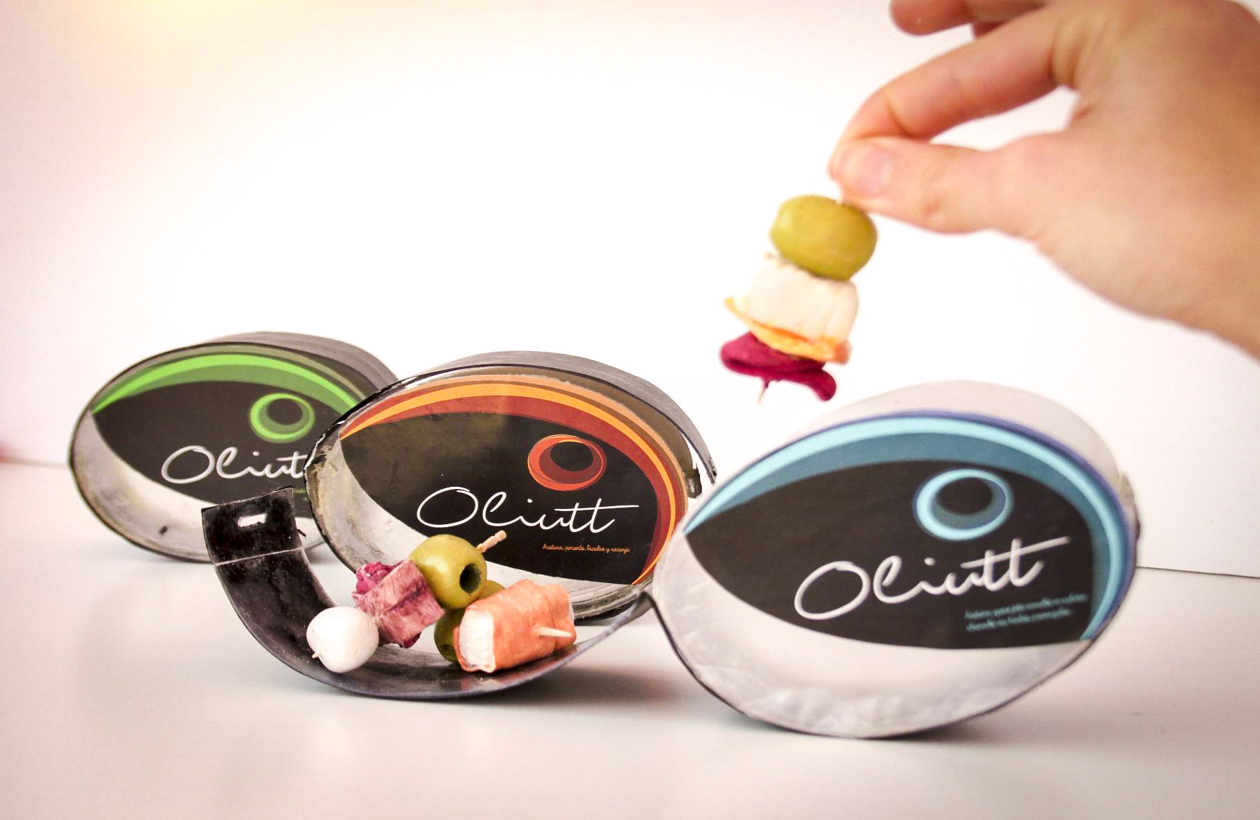 (2015) Development of a new brand and packaging of gourmet olives