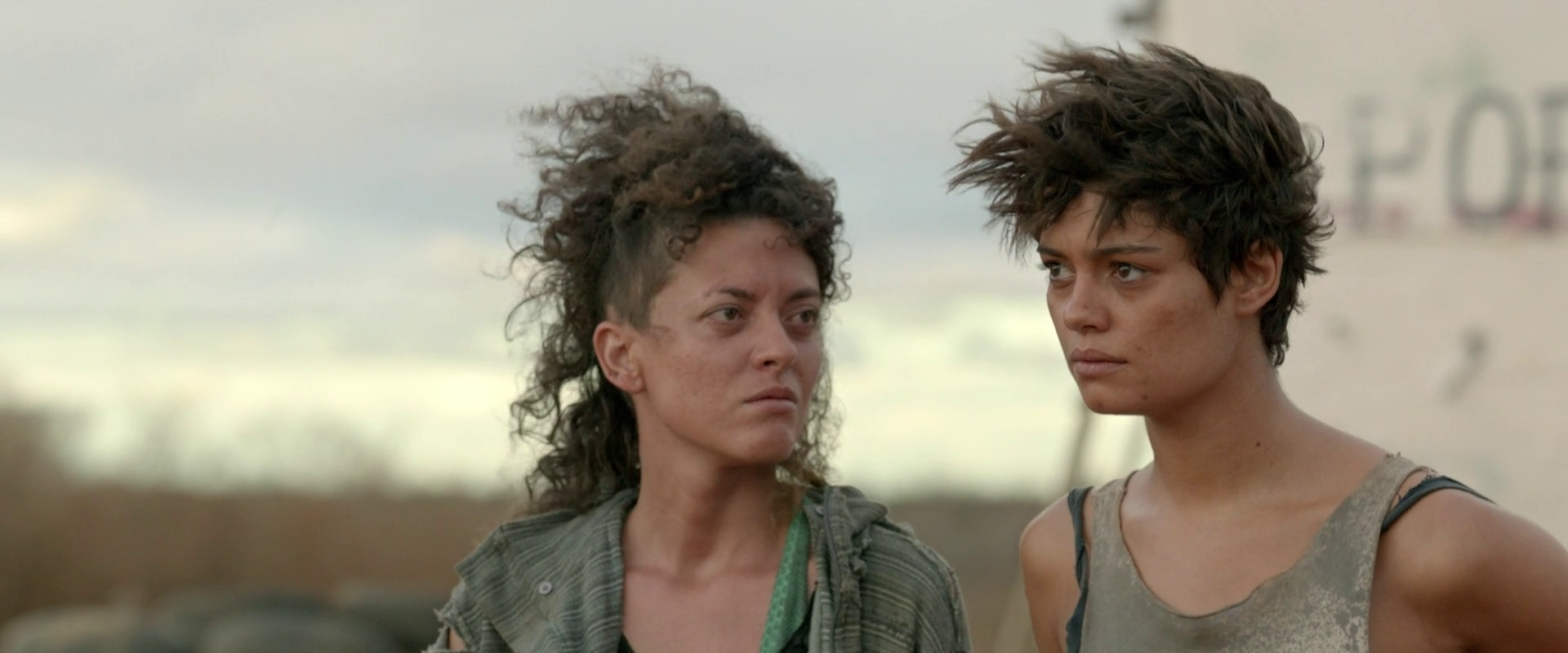 Fotografia: Marcelo Corpanni, ABC | Produtoras: Ouro 21, Biônica Filmes | Coprodutoras: Globo Filmes, Paramount, Malagueta Filmes