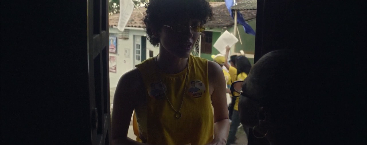 Fotografia: Beto Martins | Produtora: Zéfiro Filmes e Querosene Filmes