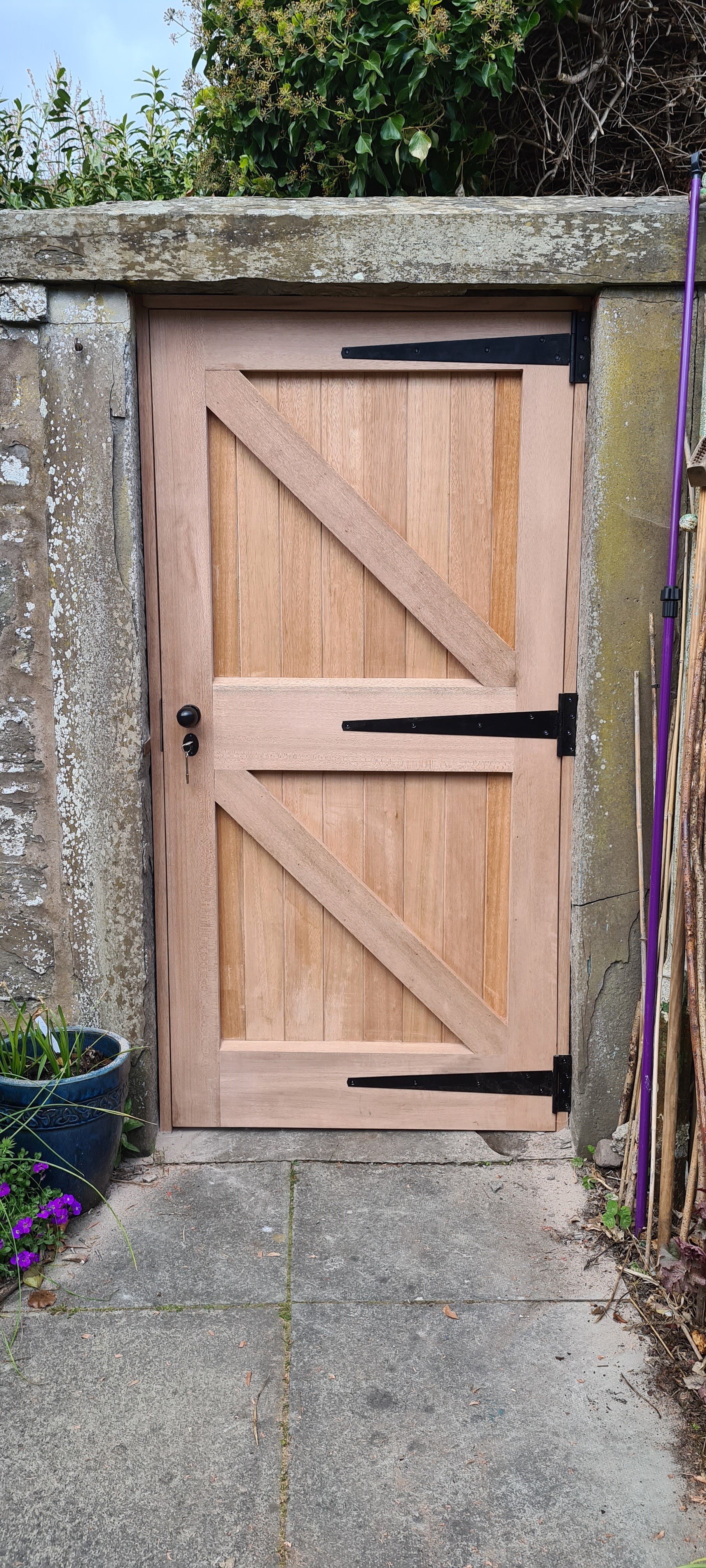 garden gate construction