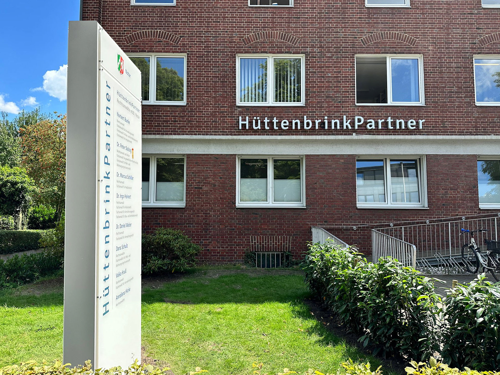 Gestaltung des Außenauftrittes von HüttenbrinkPartner