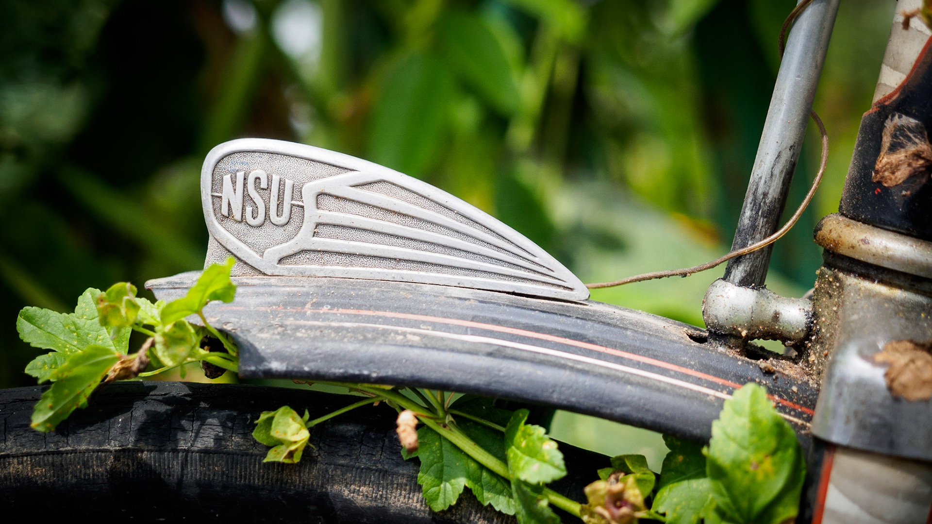 German oldtimer NSU bike. Really love the details on this old beauty! Seen at the "Landesgartenschau Schwäbisch Gmünd"