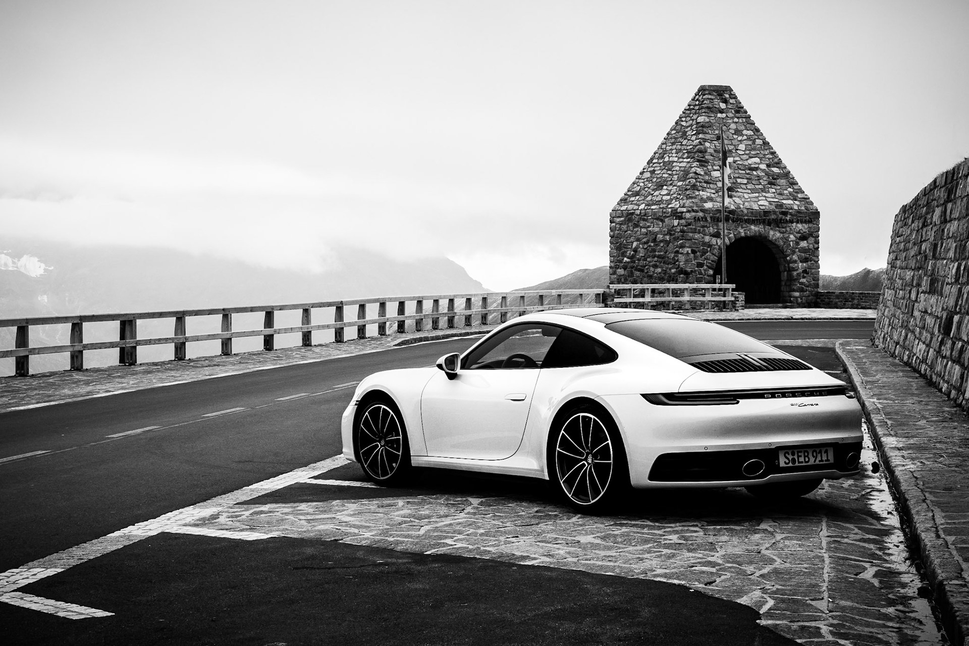 Posted on the inofficial Porsche date (9.11.),