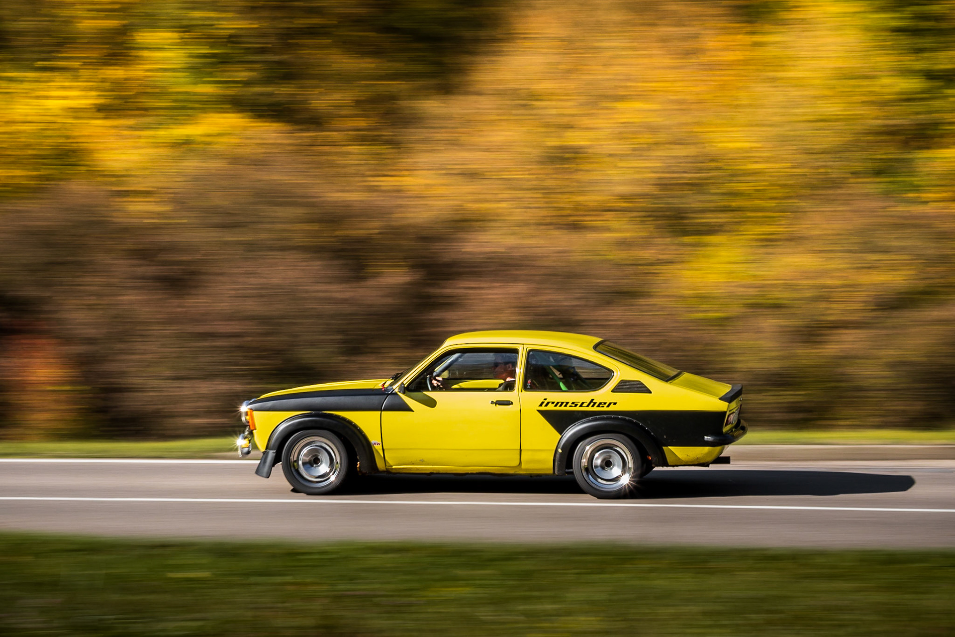 My friend's awesome funmobile! What a lovely day in the forest. Some technical background for us carfreaks out here: Opel C Kadett Coupé. 2.0l R4 195 PS. Built 1978.