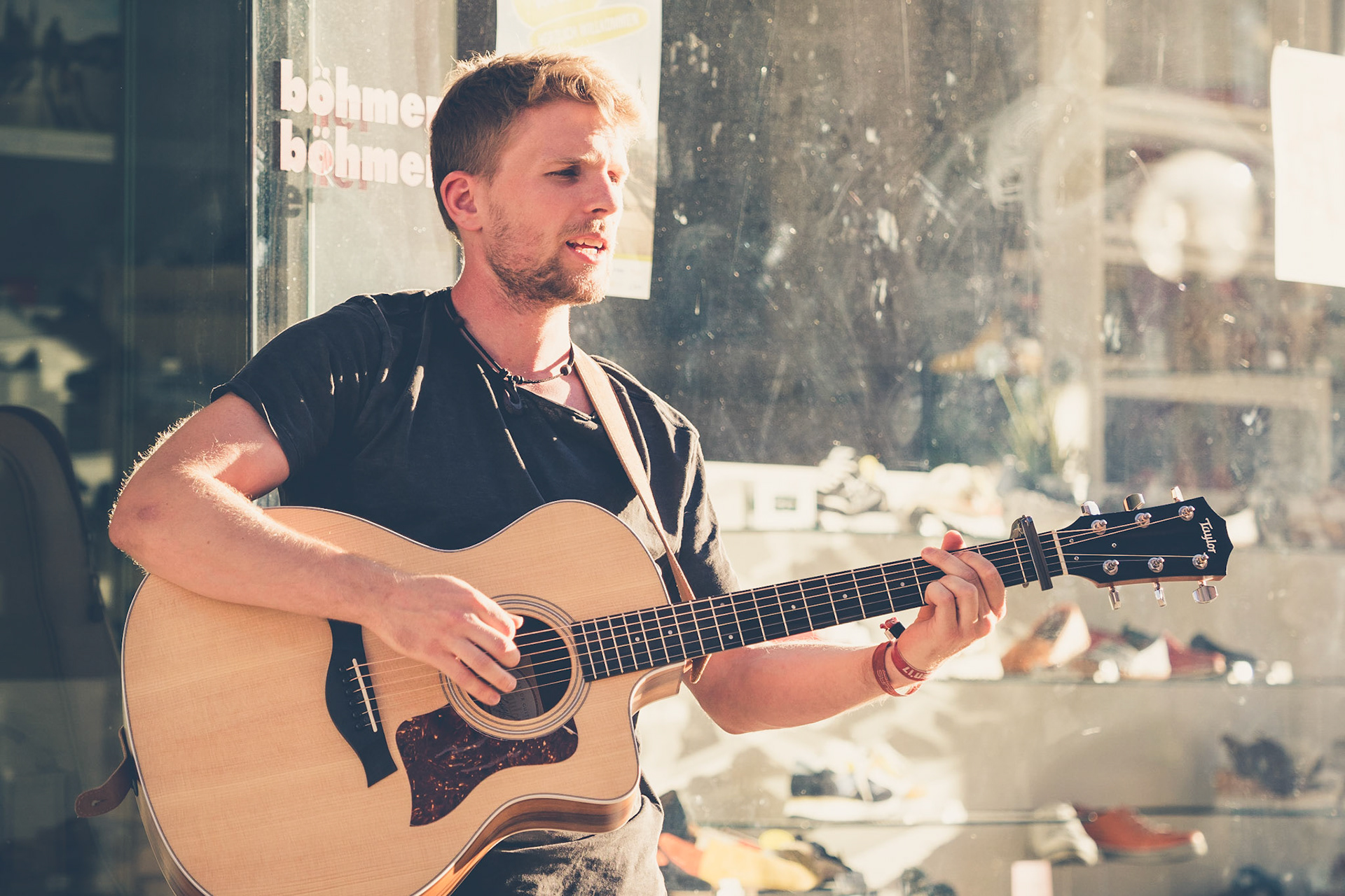 Thank you @michisthenics for the music and being my voluntary photo model!