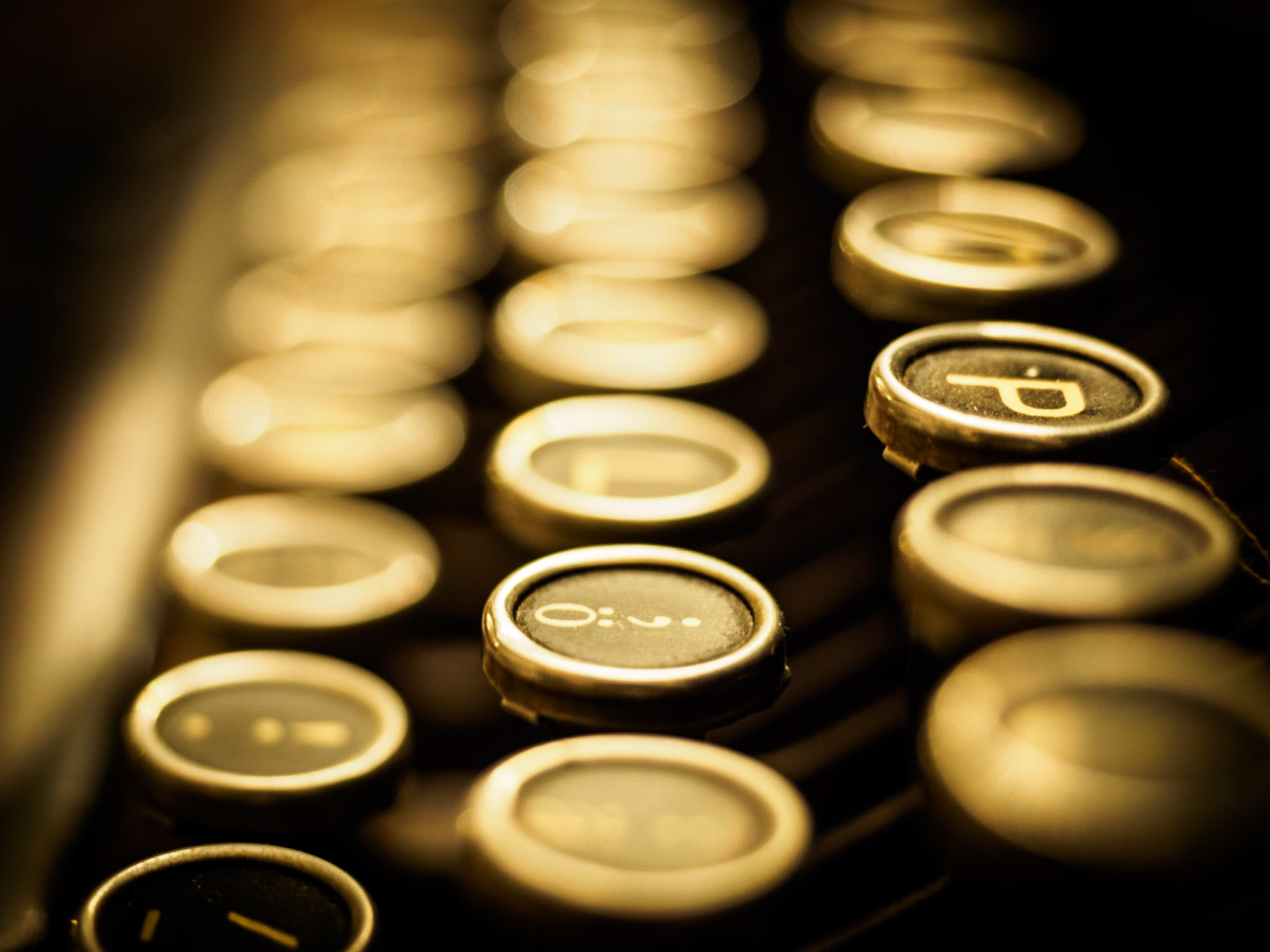 This beautiful old Continental Typewriter was sitting in the Stairway of our hotel in Bramberg Austria. I had to take some shots! For me it's a typical photograph hanging on the wall of a modern café :-)