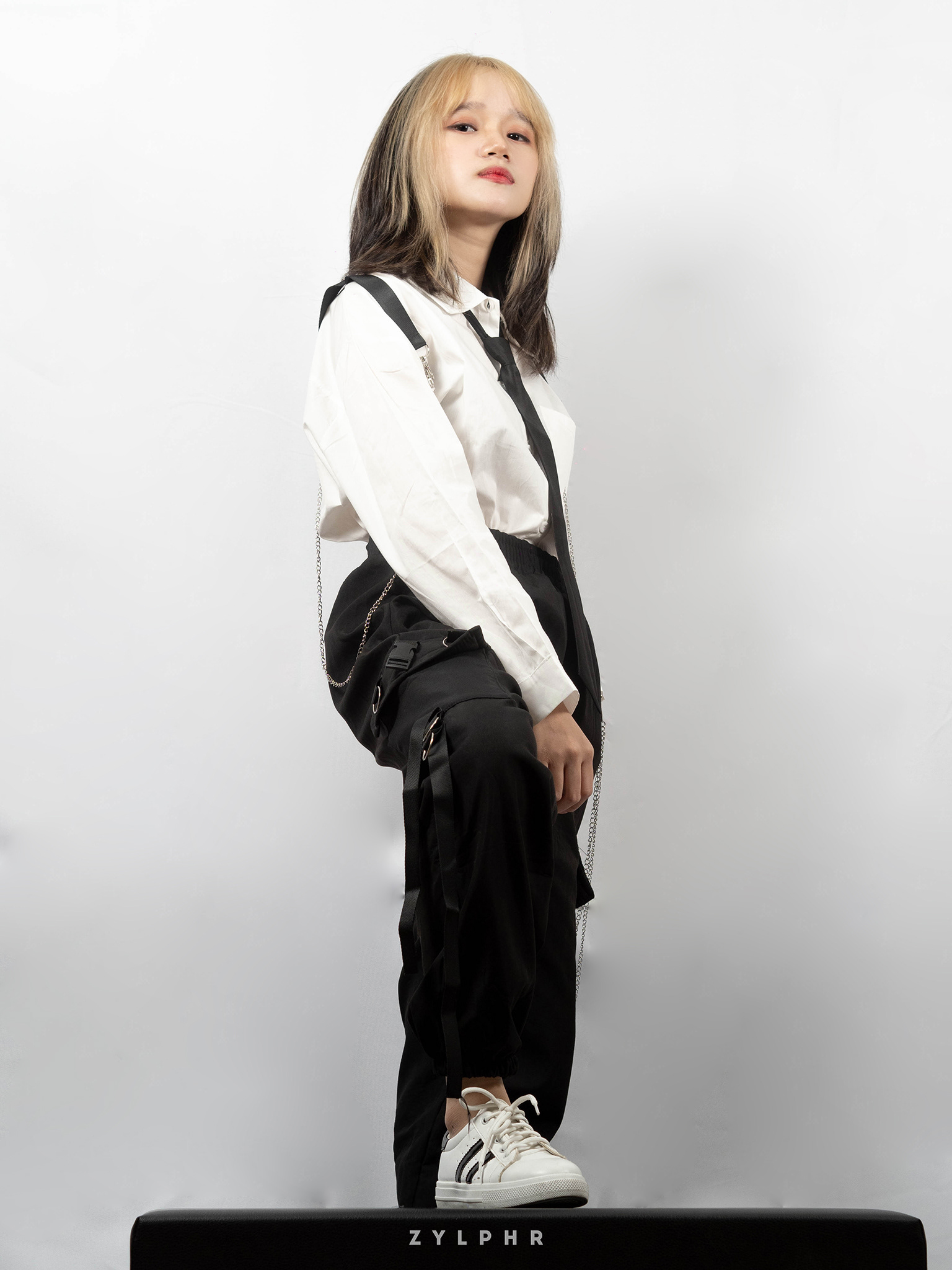 DNE Shaina