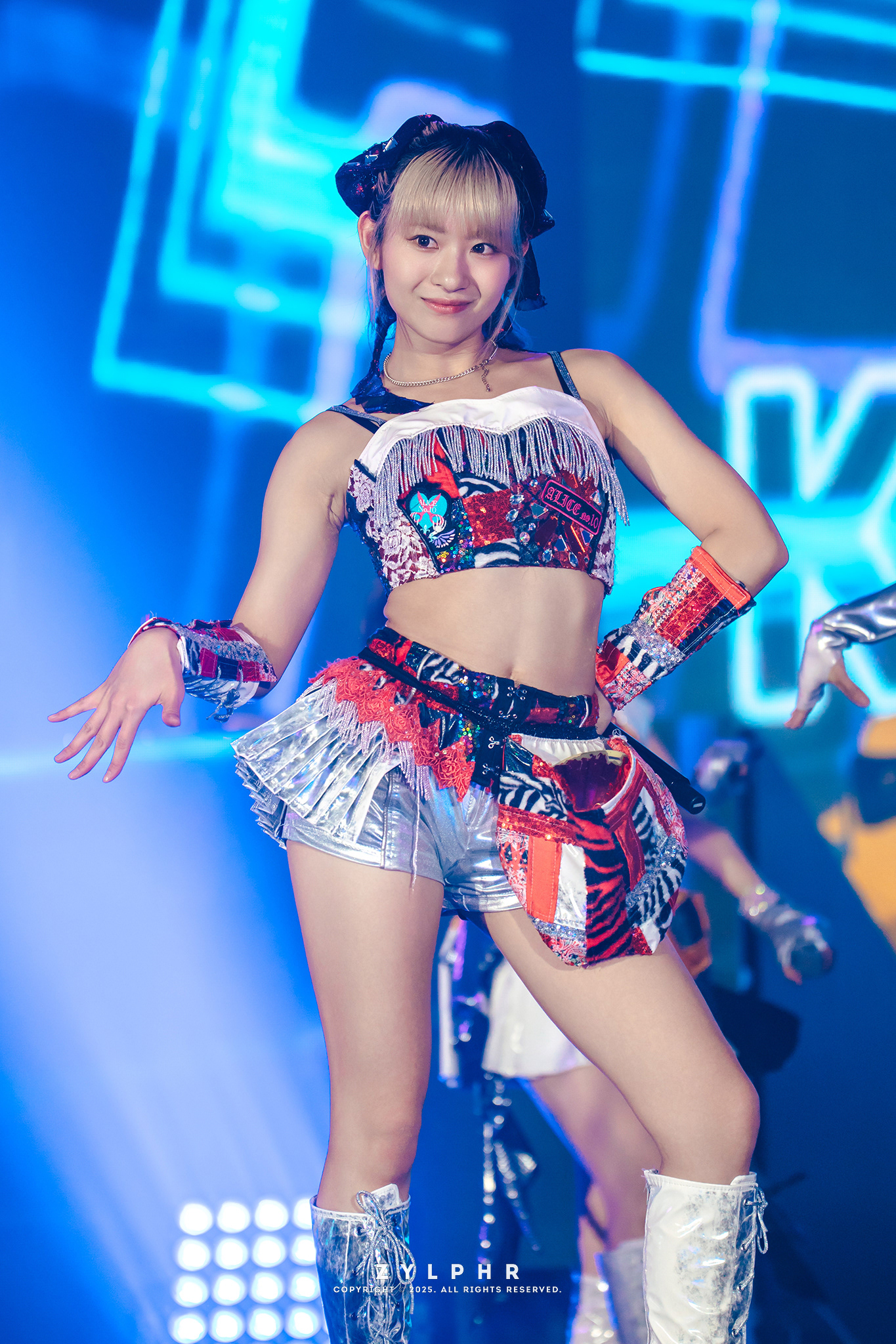 Kamen Joshi Mao
