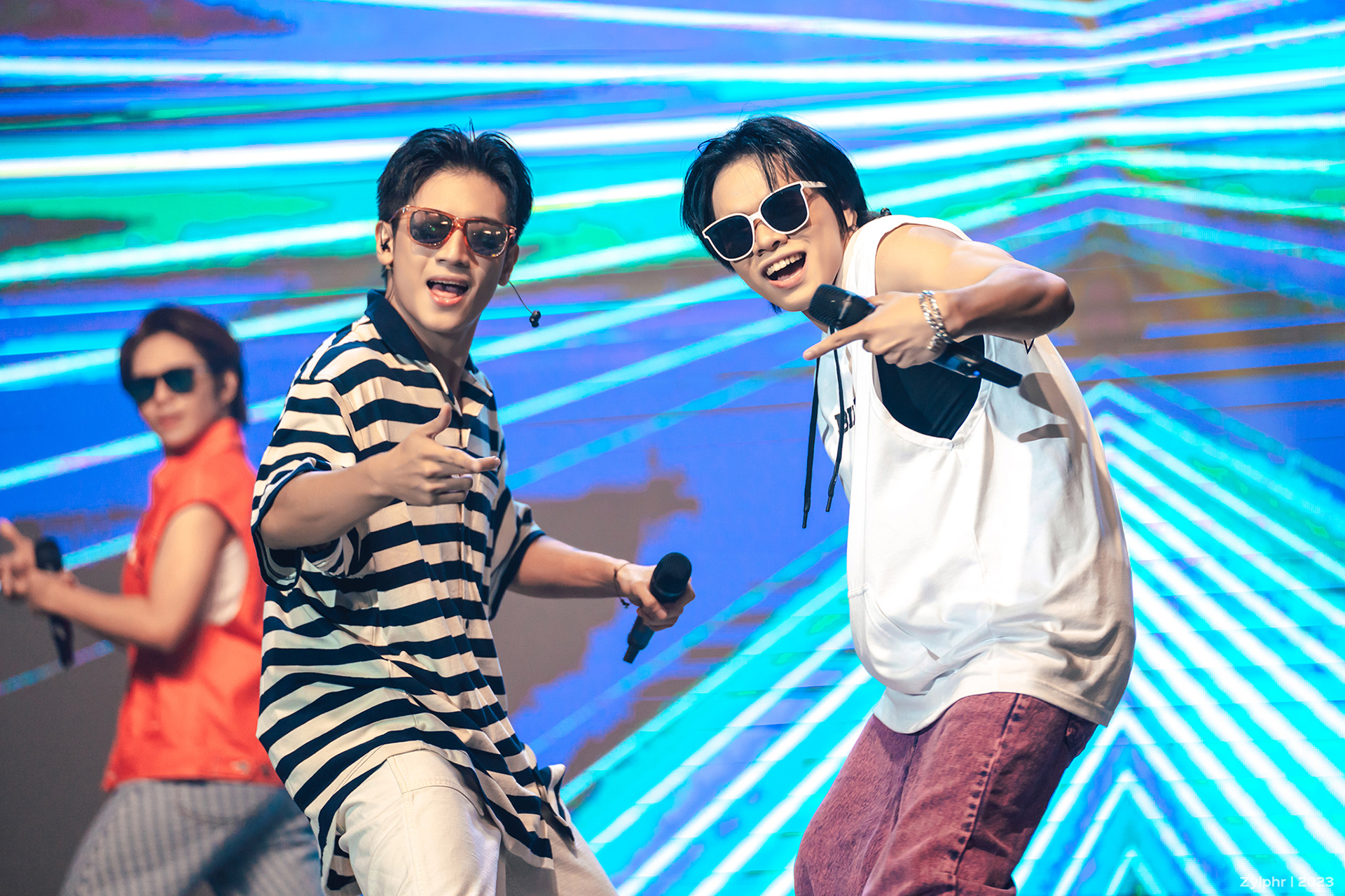 PLUUS Gab & Yen