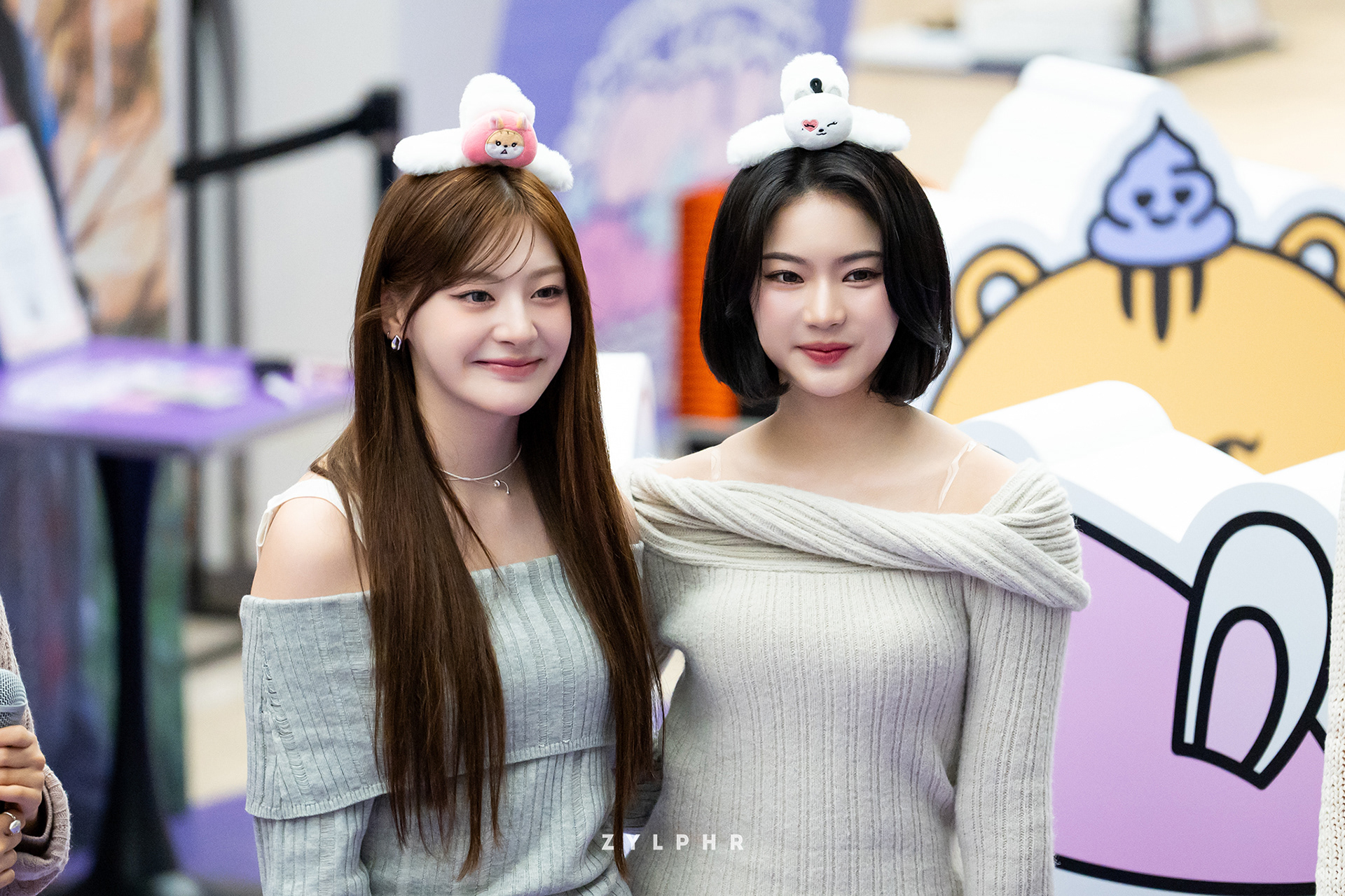 STAYC SEEUN & ISA