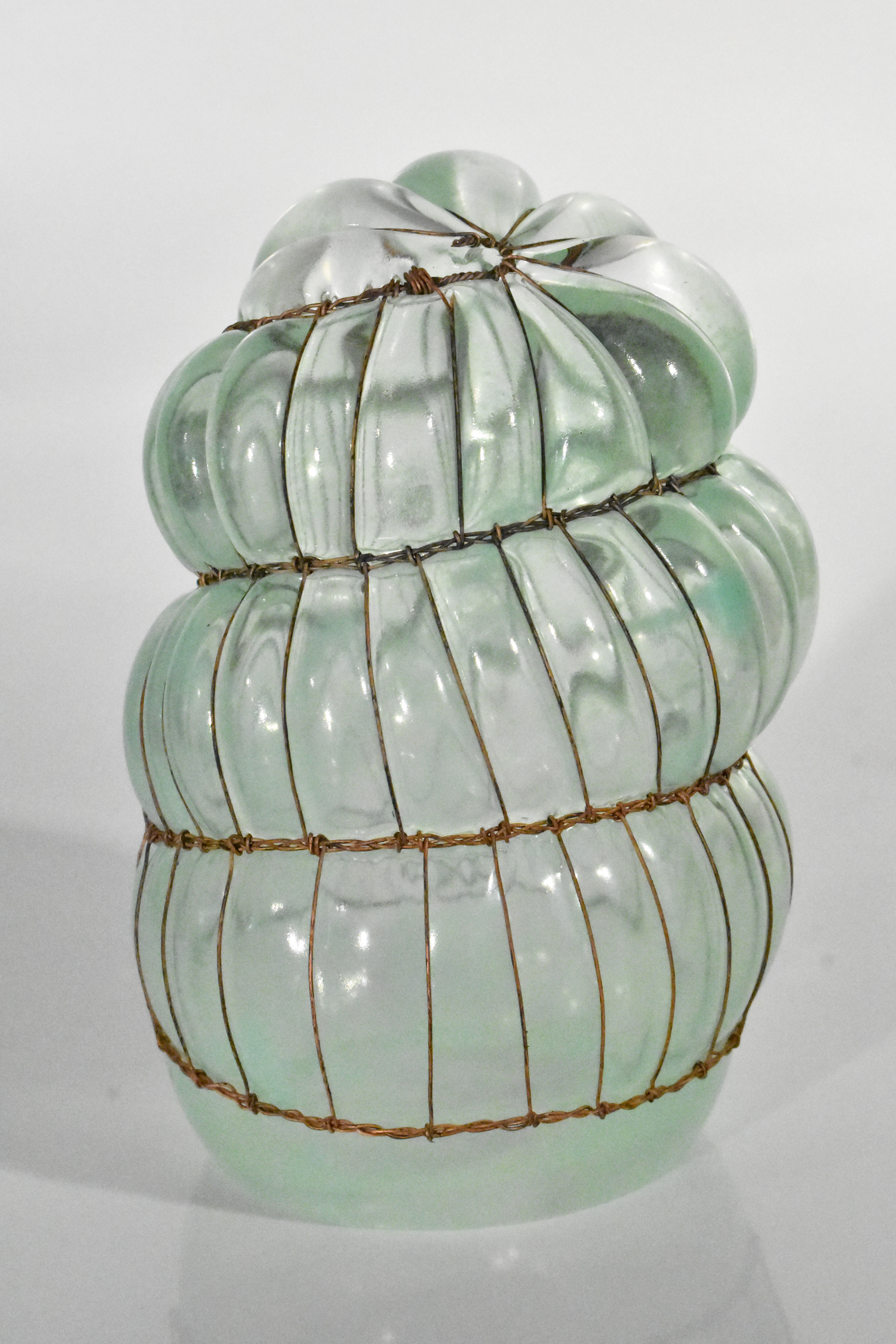 Green Spiral Blob, 2018, Blown glass and copper wire