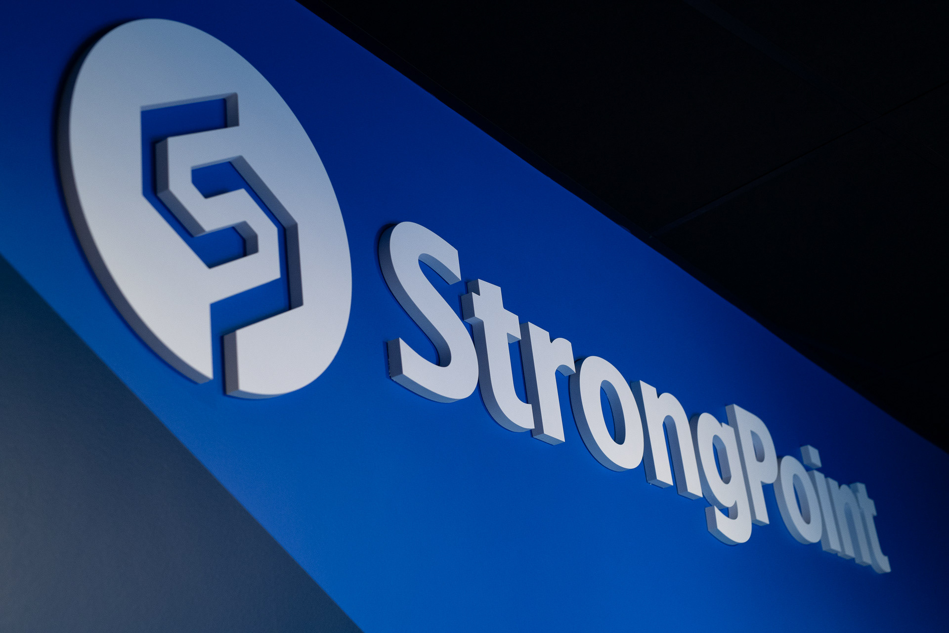 Strongpoint Showroom
