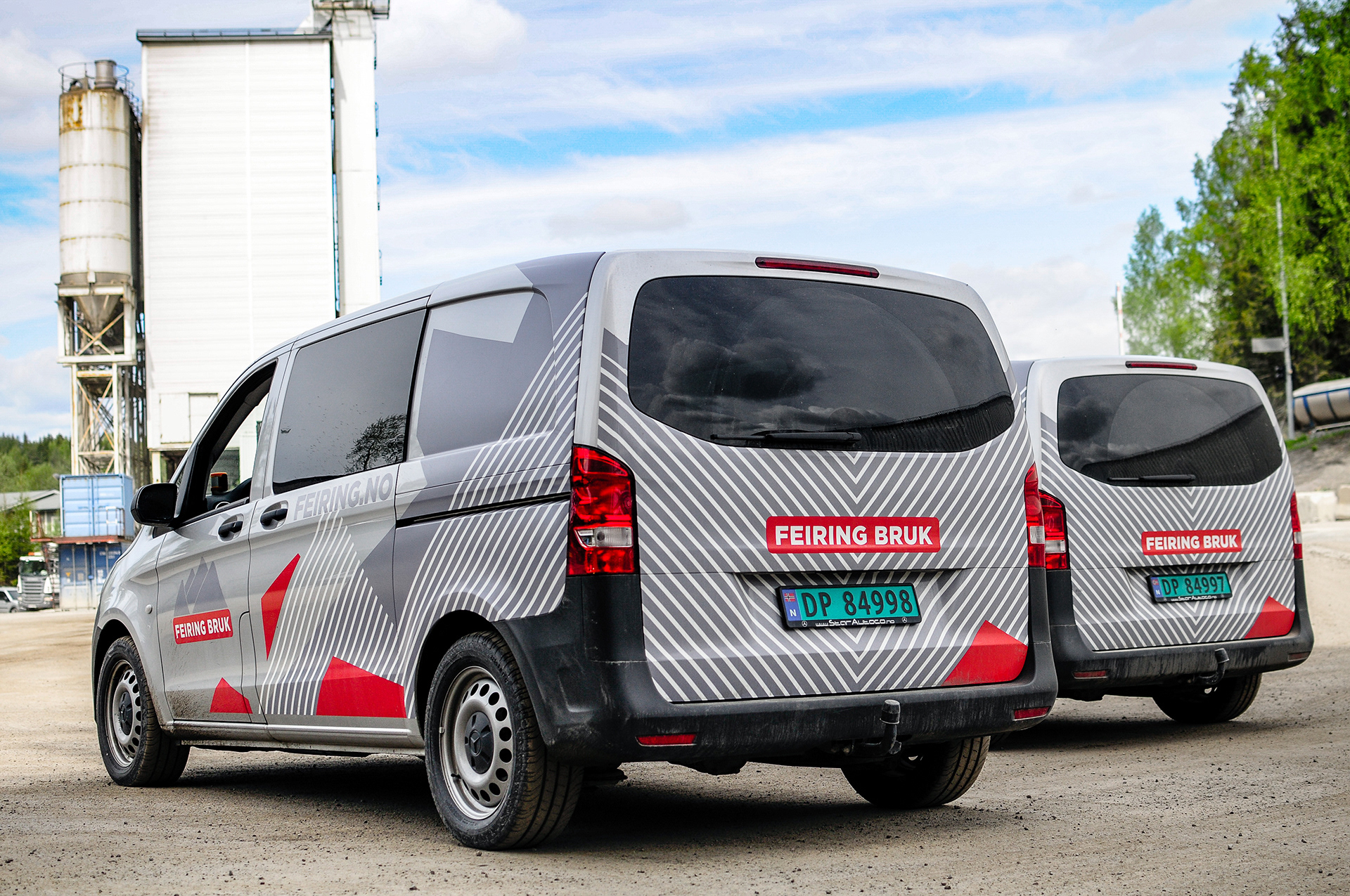 Folie av bilpark Feiring Bruk